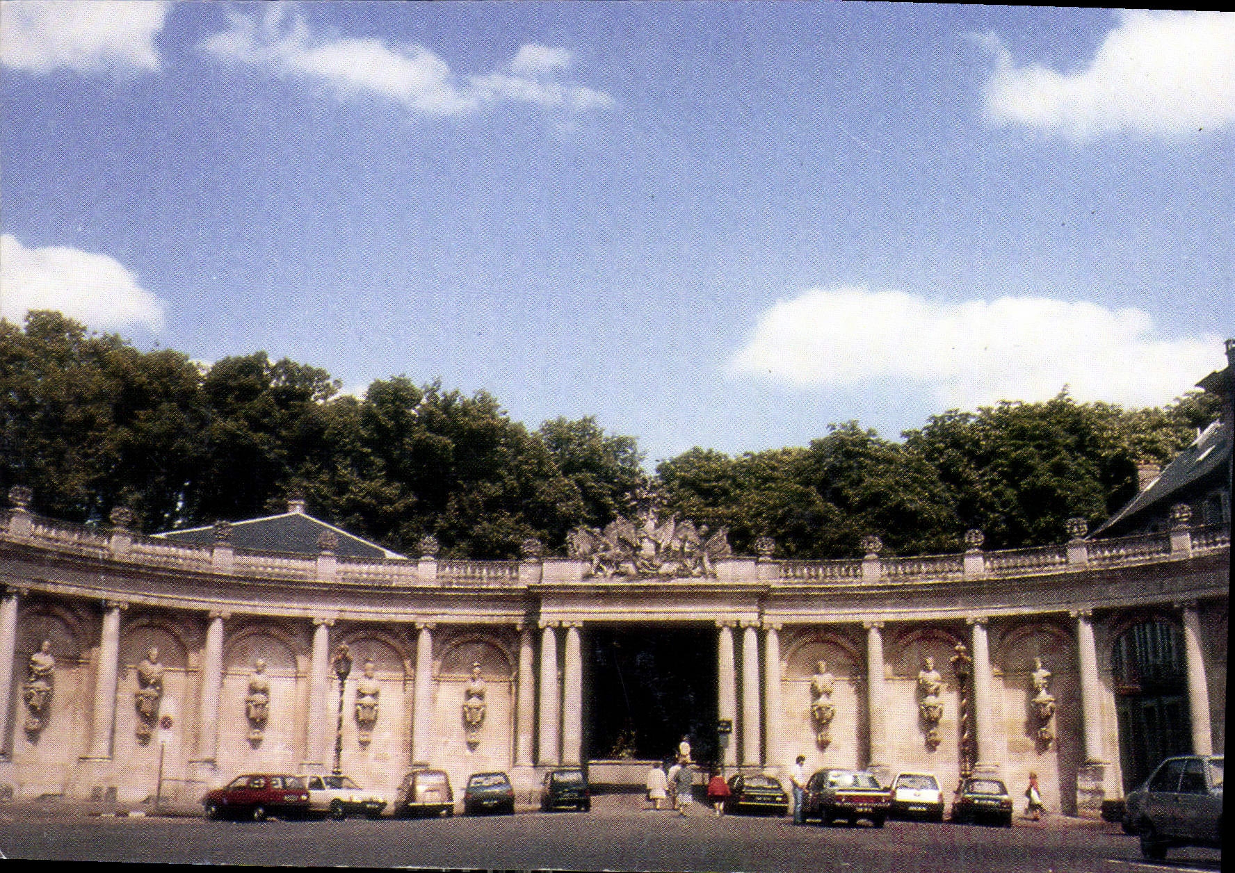 CPM Nancy Entree de la Pepiniere 