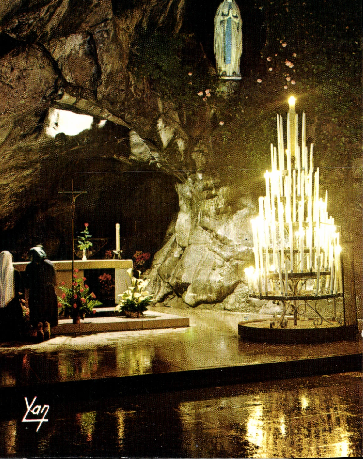 CPM Nos Beles Pyrenees Lourdes La Grotte Miraculeuse 