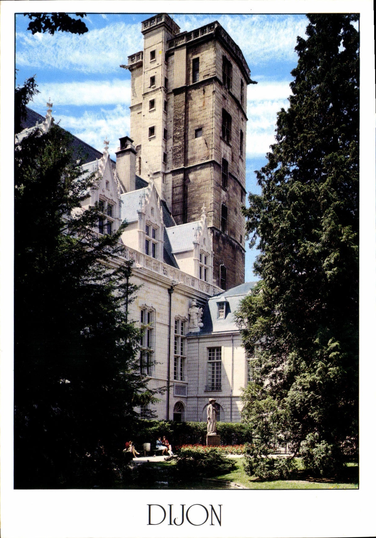 CPM Dijon Cote d'Or Le Palais des Ducs de Bourgogne la tour de philippe le Bon 