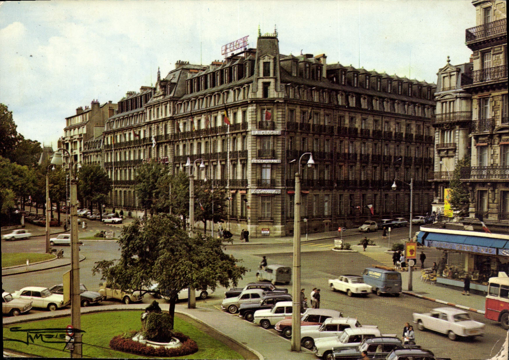 CPM Dijon en Bourgogne Grand Hotel 