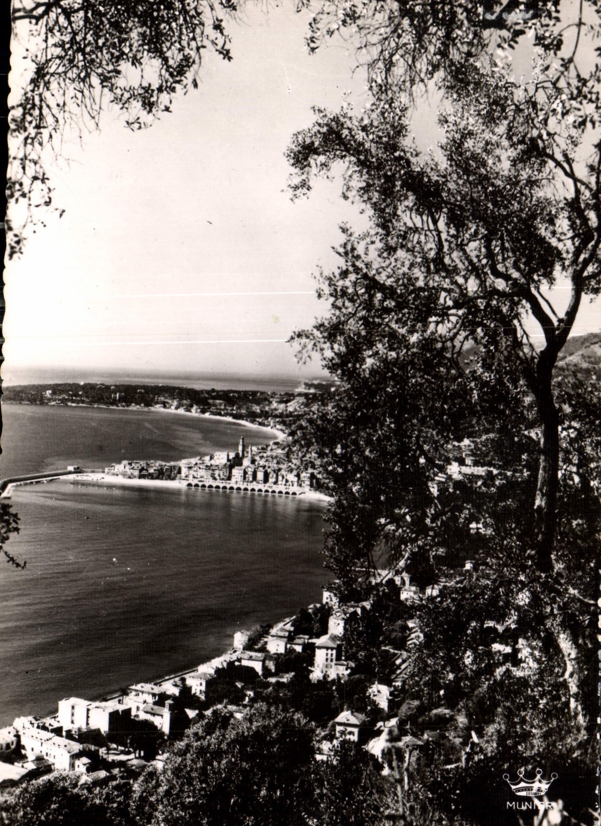 CPM Menton Vue generale et le Cap Martin