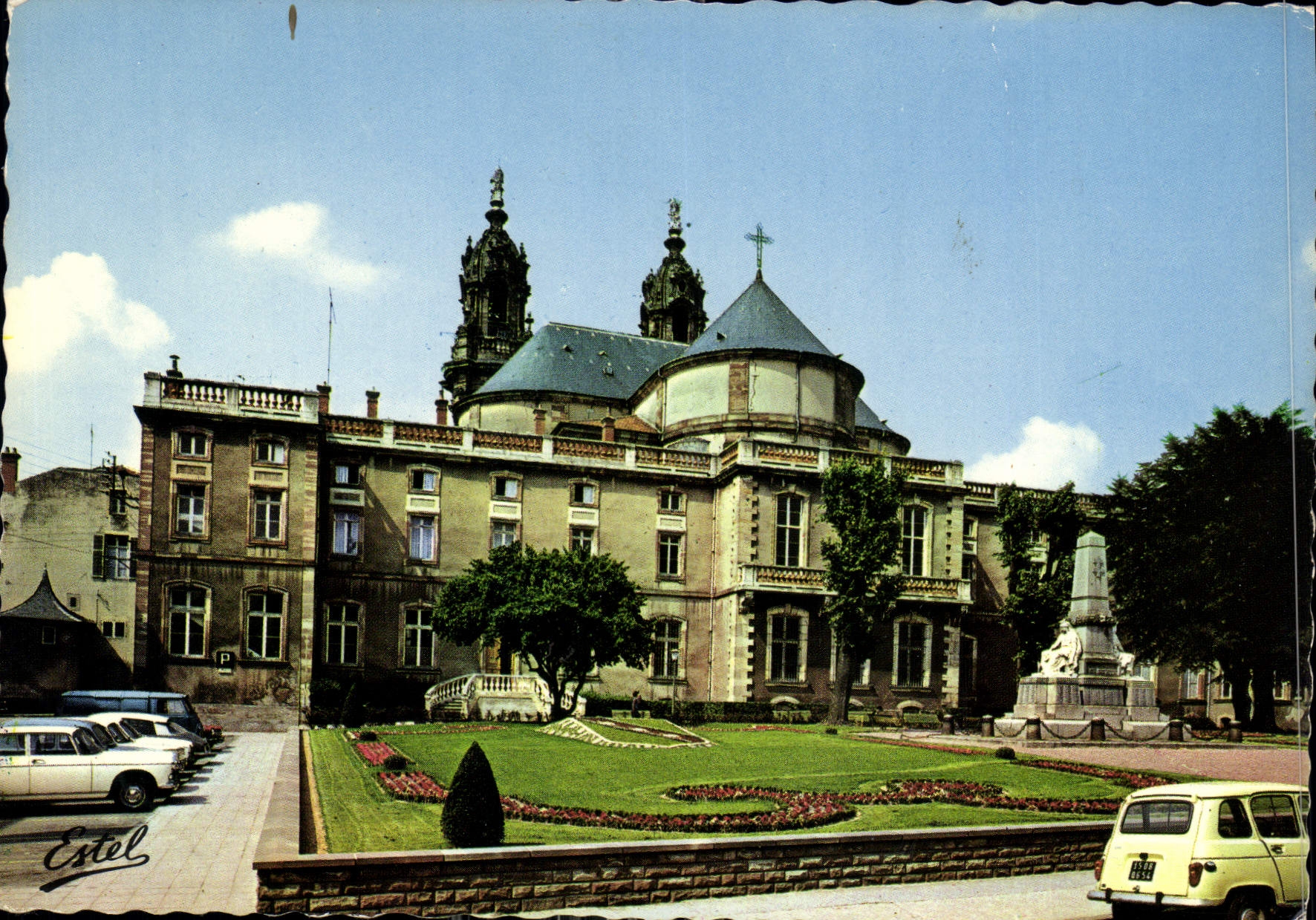 CPM Luneville Meurthe et Moselle Le square et le monument