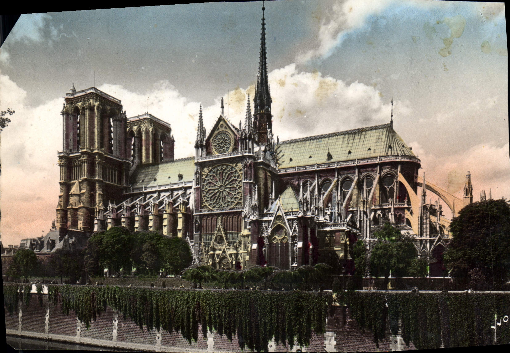 CPM Paris en flanant Notre Dame 