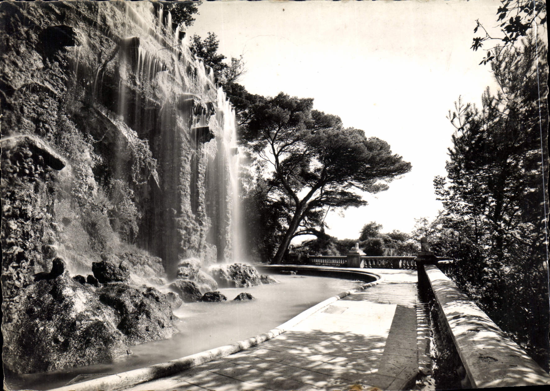 CPM La Cote d'Azur Nice Cascade du Chateau