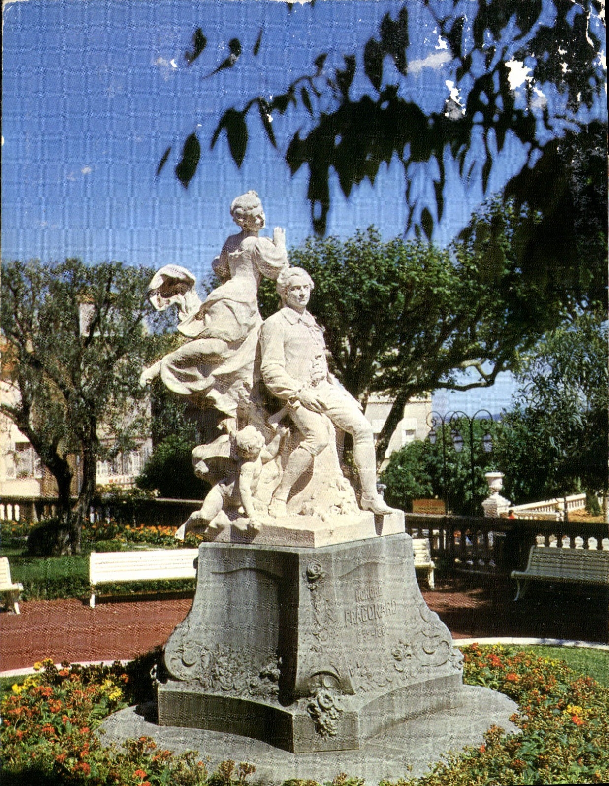CPM Grasse A M le Monument a Fragonard Par A Maillard 