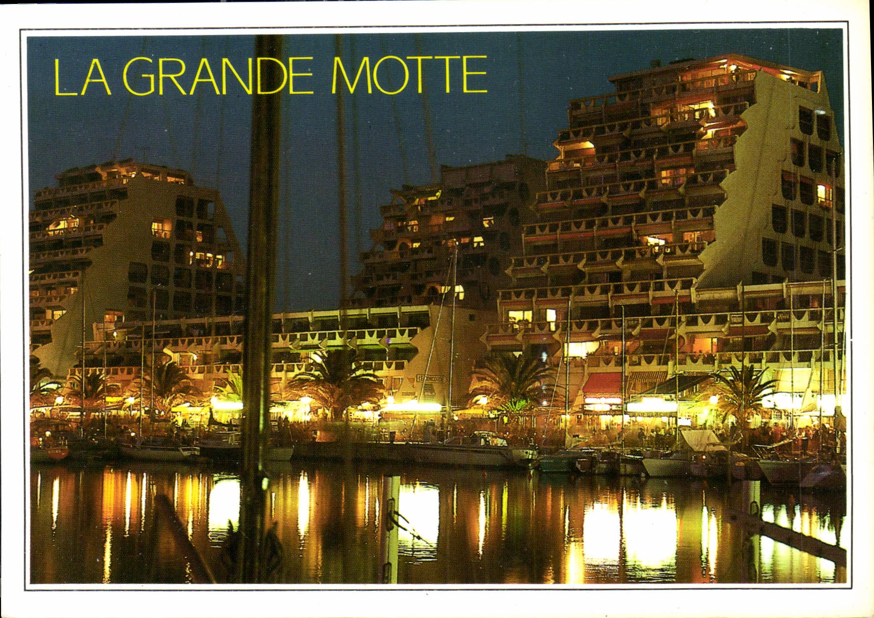 CPM La Grande Motte Le Quai d'Honneur