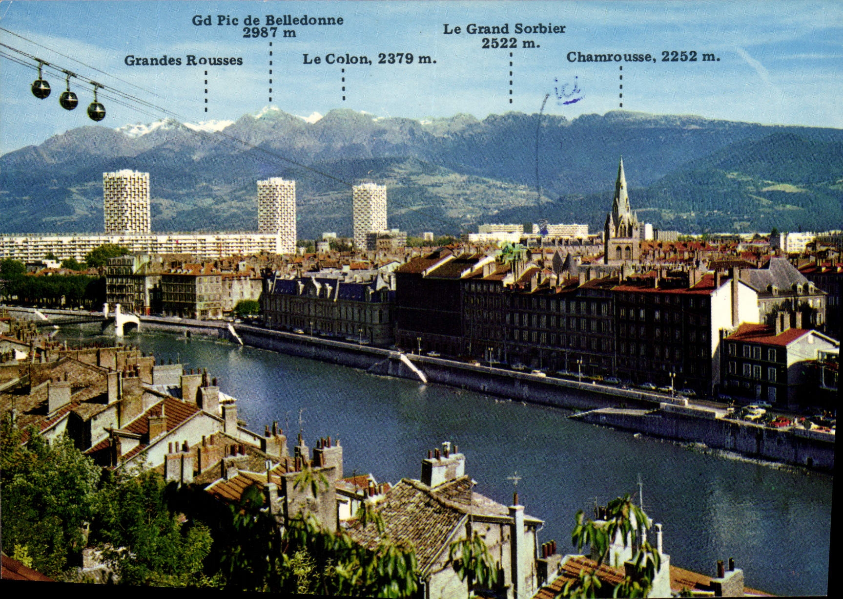 CPM Grenoble Quais de l'Isere telepherique de la Bastille Constructeur Pomagalski et chaine de Belle