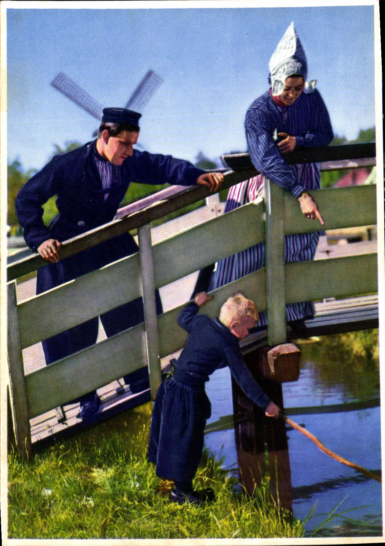 CPM Volendam Costume de Visite 