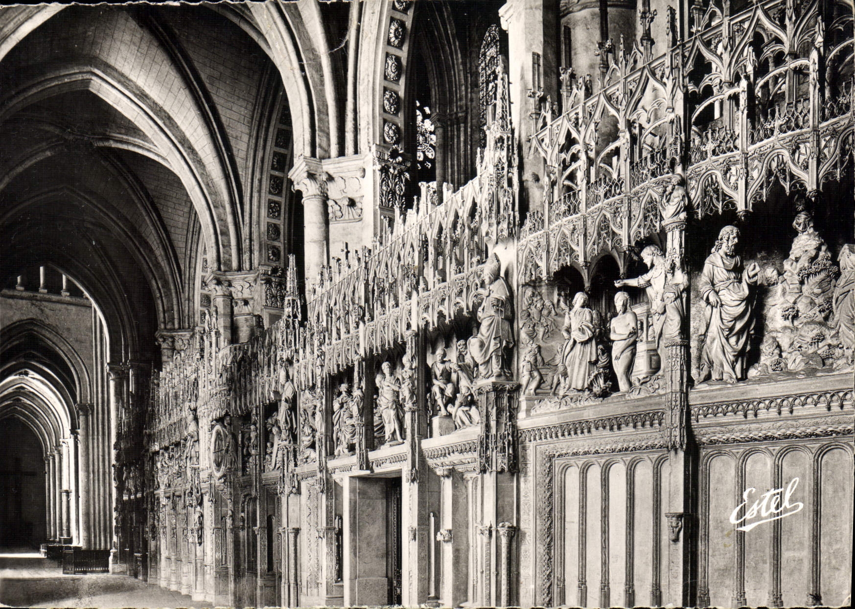 CPM La Cathedrale de Chartres le Tour du choeur XVI S 