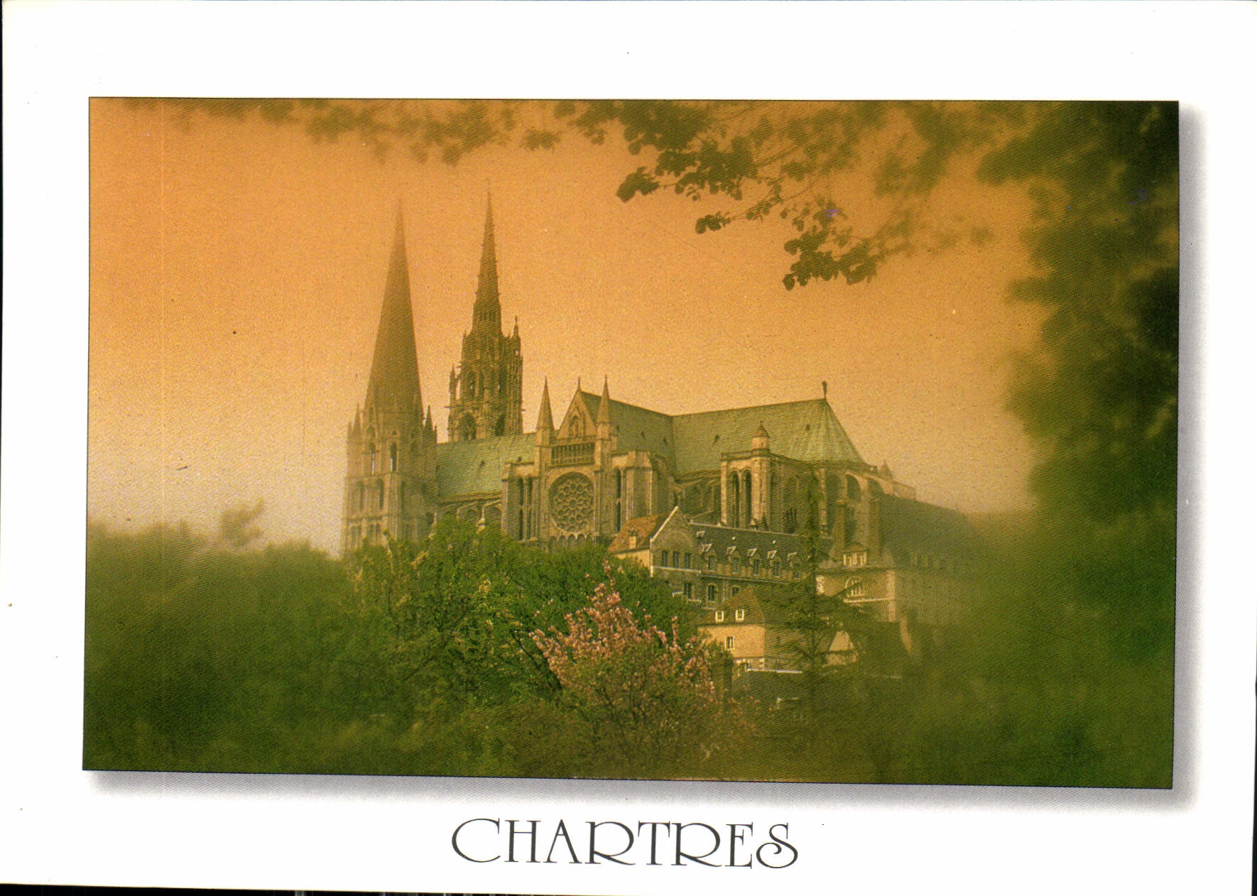 CPM Les Merveilles de Chartres Eure et loir la Cathedrale XIi XIII siecle 