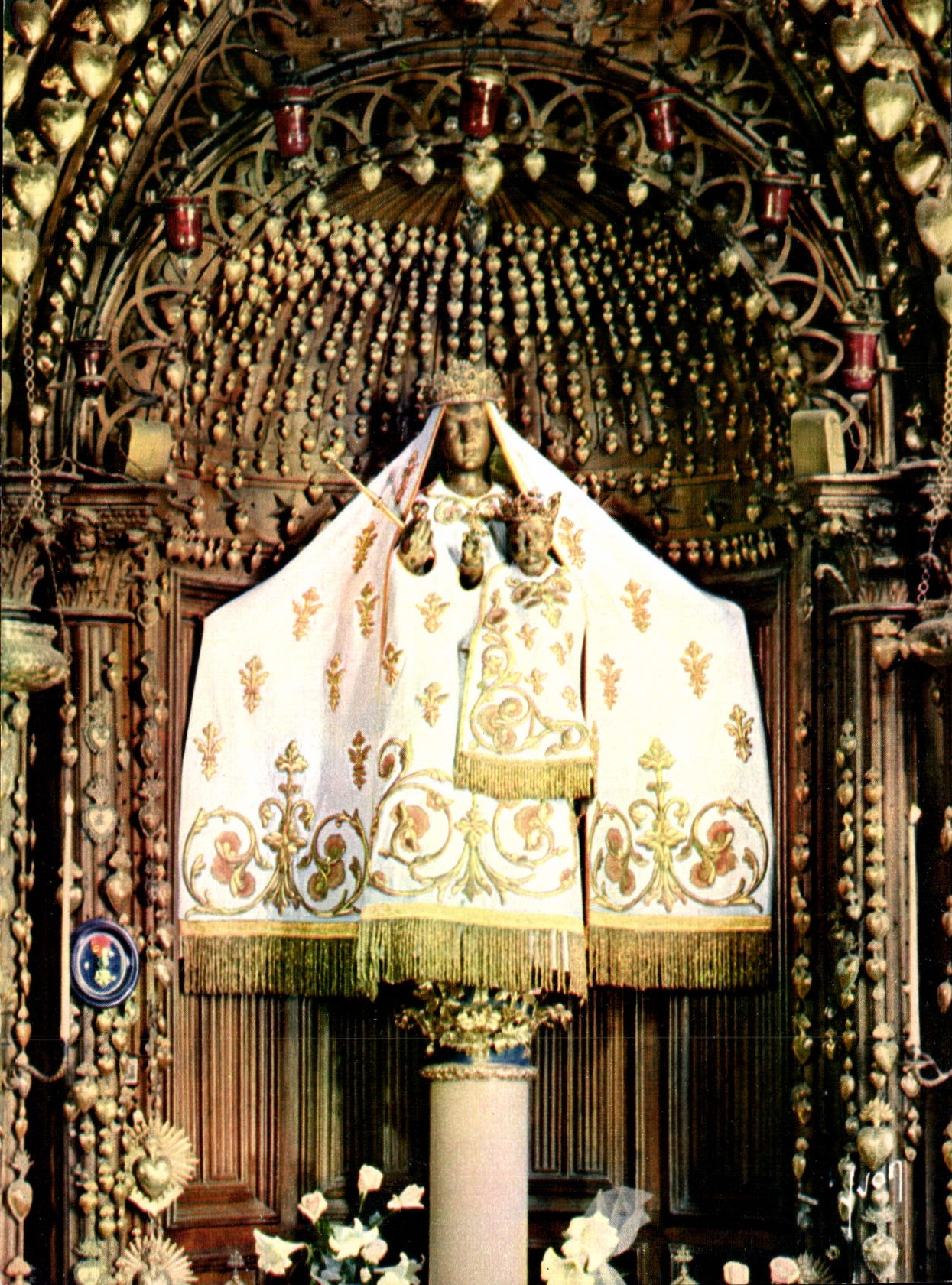 CPM Cathedrale de Chartres E et L la Vierge du Pilier 