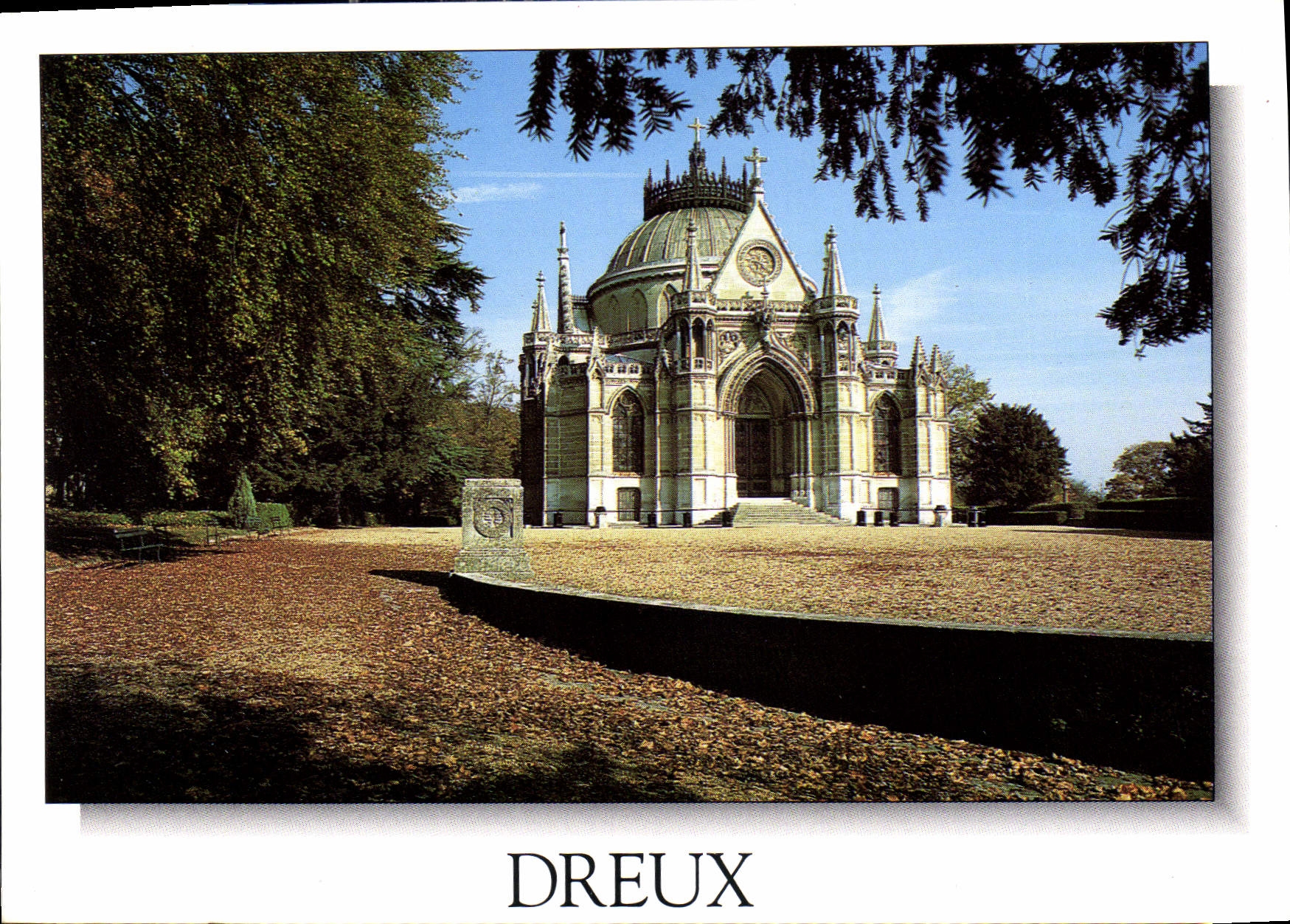 CPM Dreux Eure et loir la Chapelle Royale 