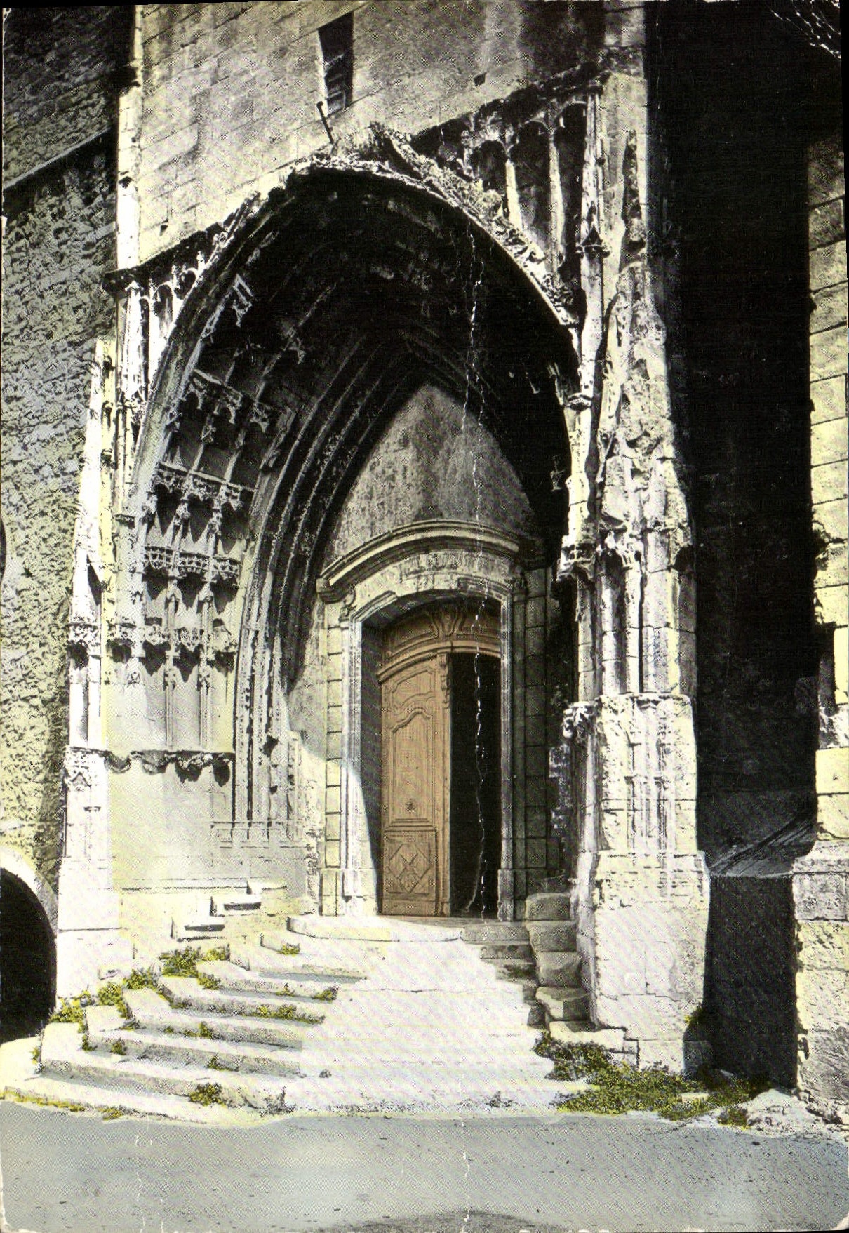 CPM Pont Saint Esprit Gard l'entree principale de l'eglise