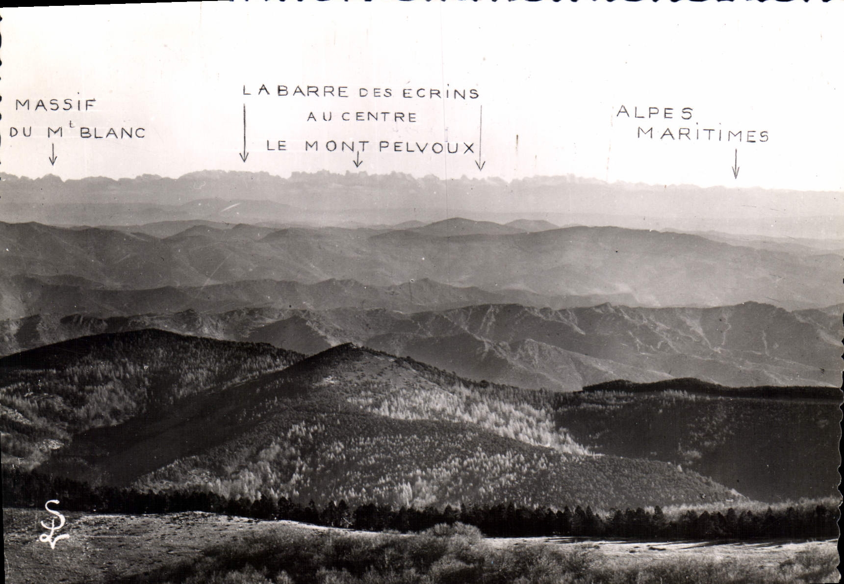 CPM Mont Aigoual Gard Reliefs cevenois a l'horizon le Massif alpin