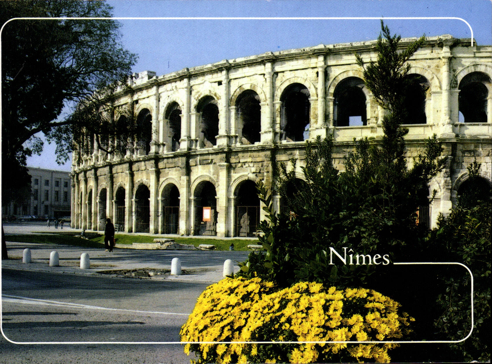 CPM Reflets de Provence Nimes Gard les Arenes 1er siecle 