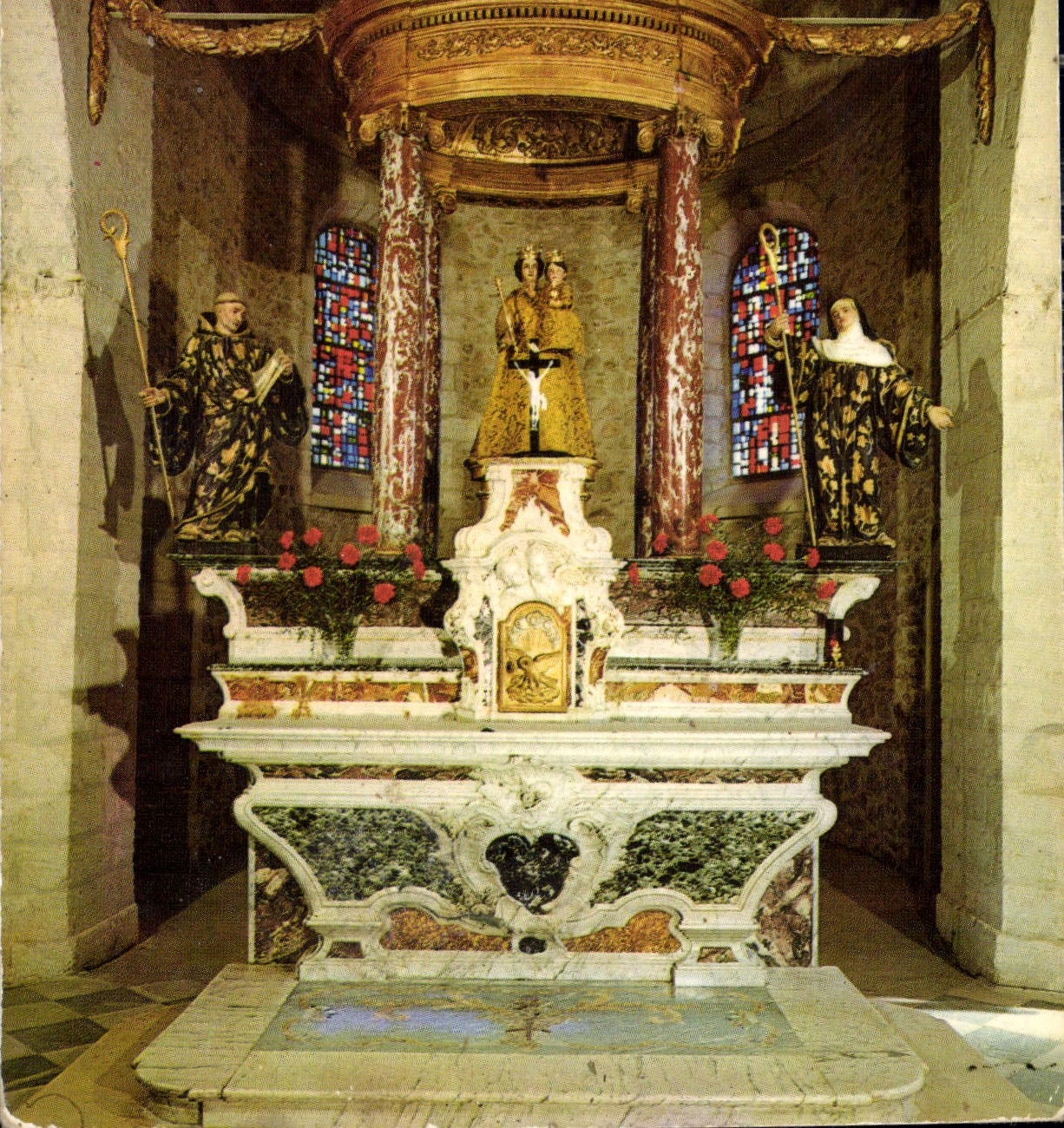 CPM Rochefort du Gard Foyer de Charite Sanctuaire Notre Dame de Grace le Choeur restaure