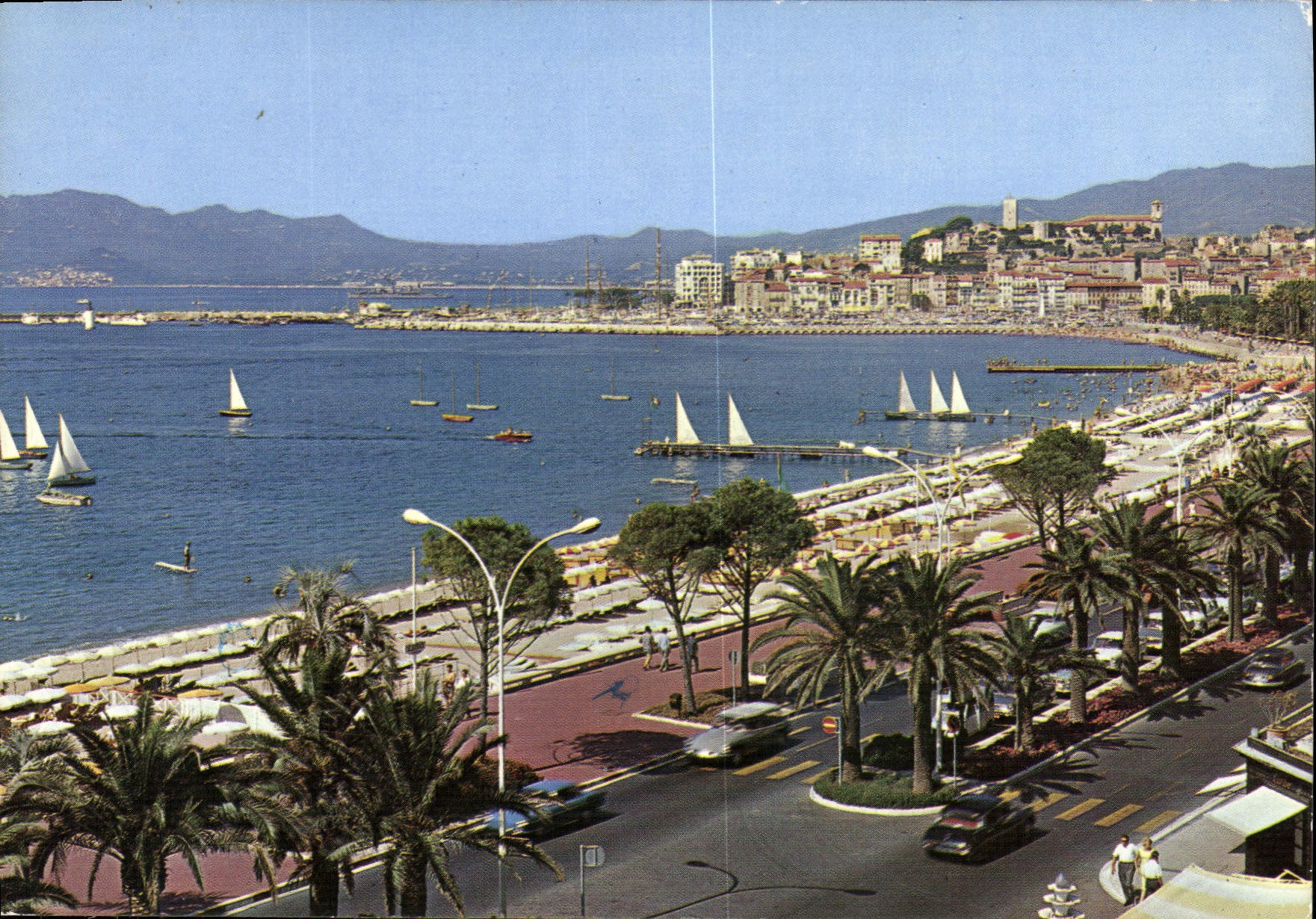 CPM Cannes cote d'Azur la croisette 