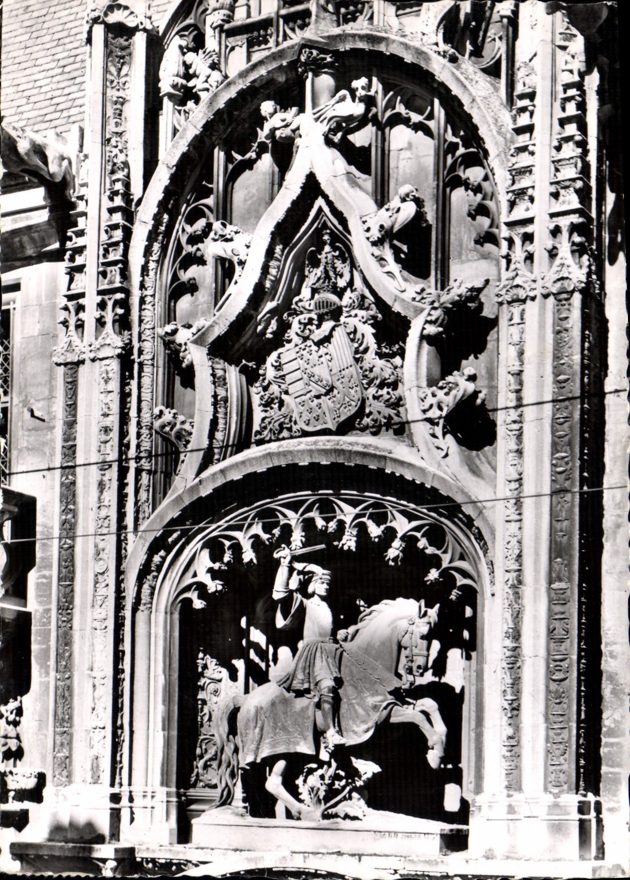 CPM Nancy Detail entree du Palais ducal 