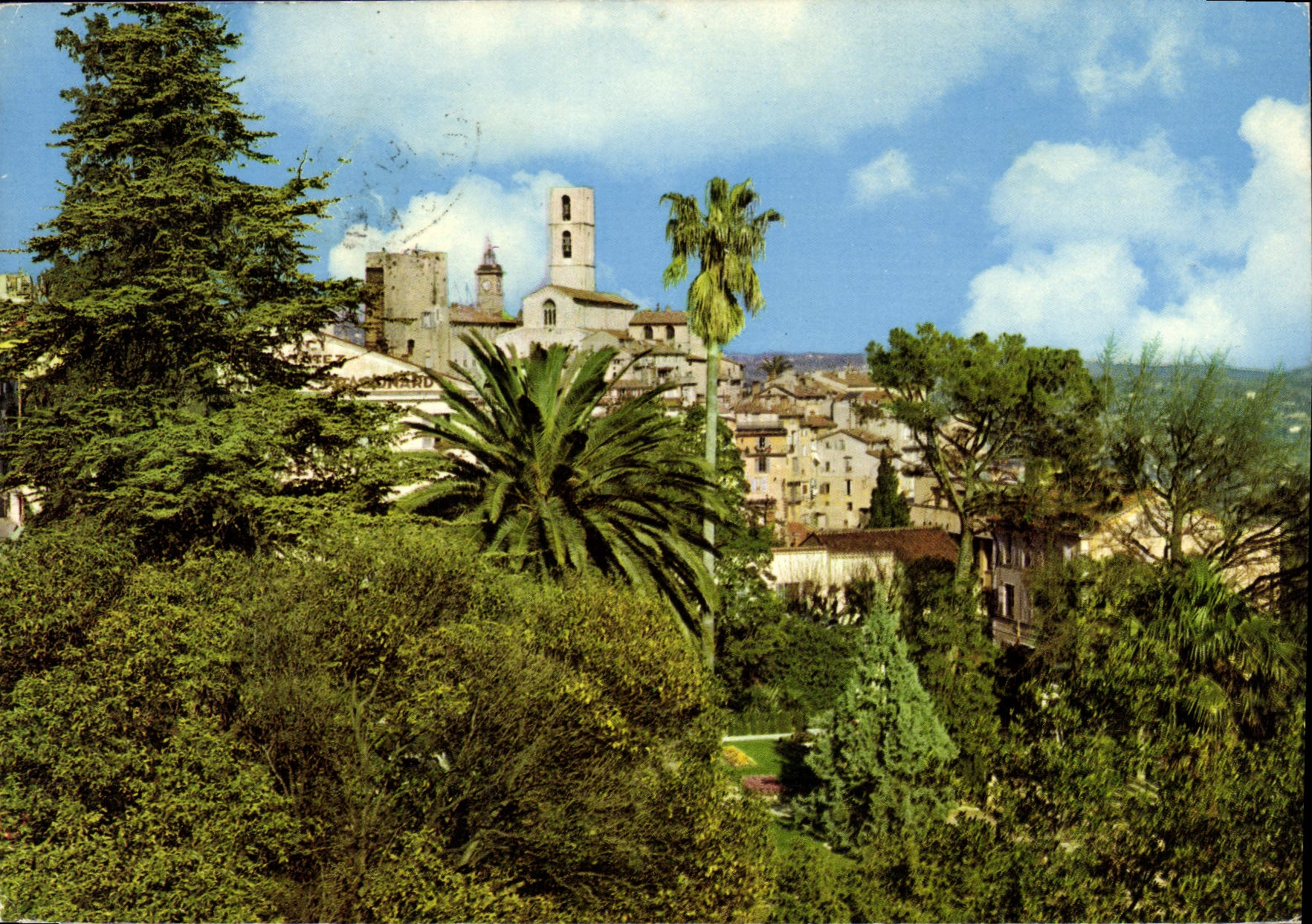 CPM Grasse A Mmes Cite des parfums et des fleurs la vieille ville 