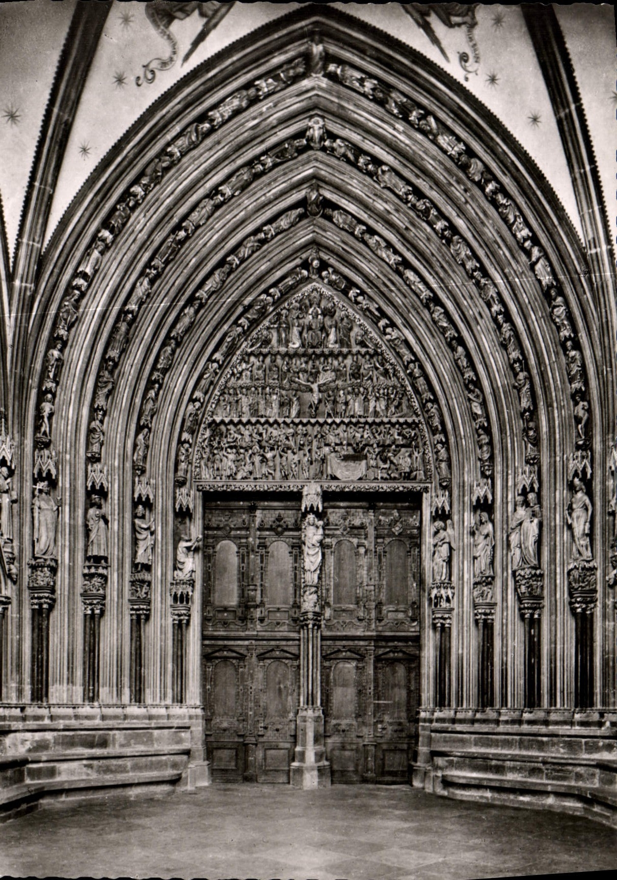 CPM Freiburg Munster Hauptportal