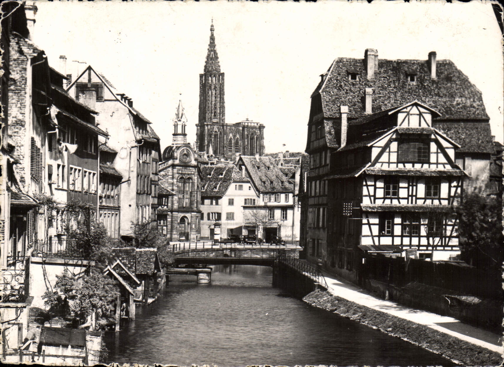 CPM Strasbourg la Petite France et la Cathedrale