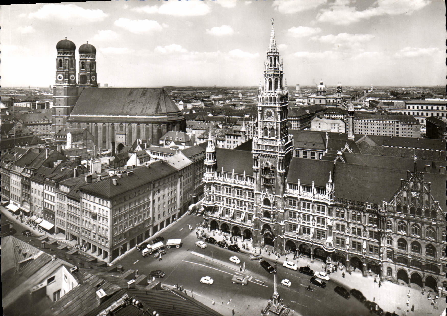 CPM Munchen Fravenkuche und Rathaus