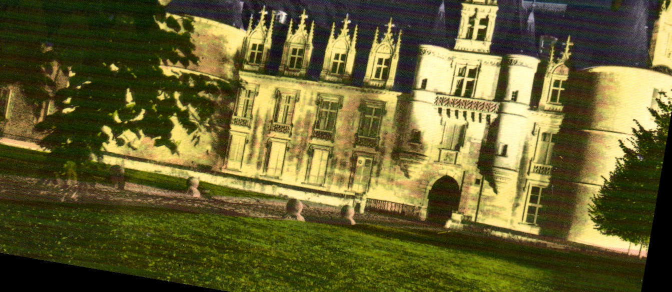 CPM Maintenon Eure et Loir Le Chateau illumine