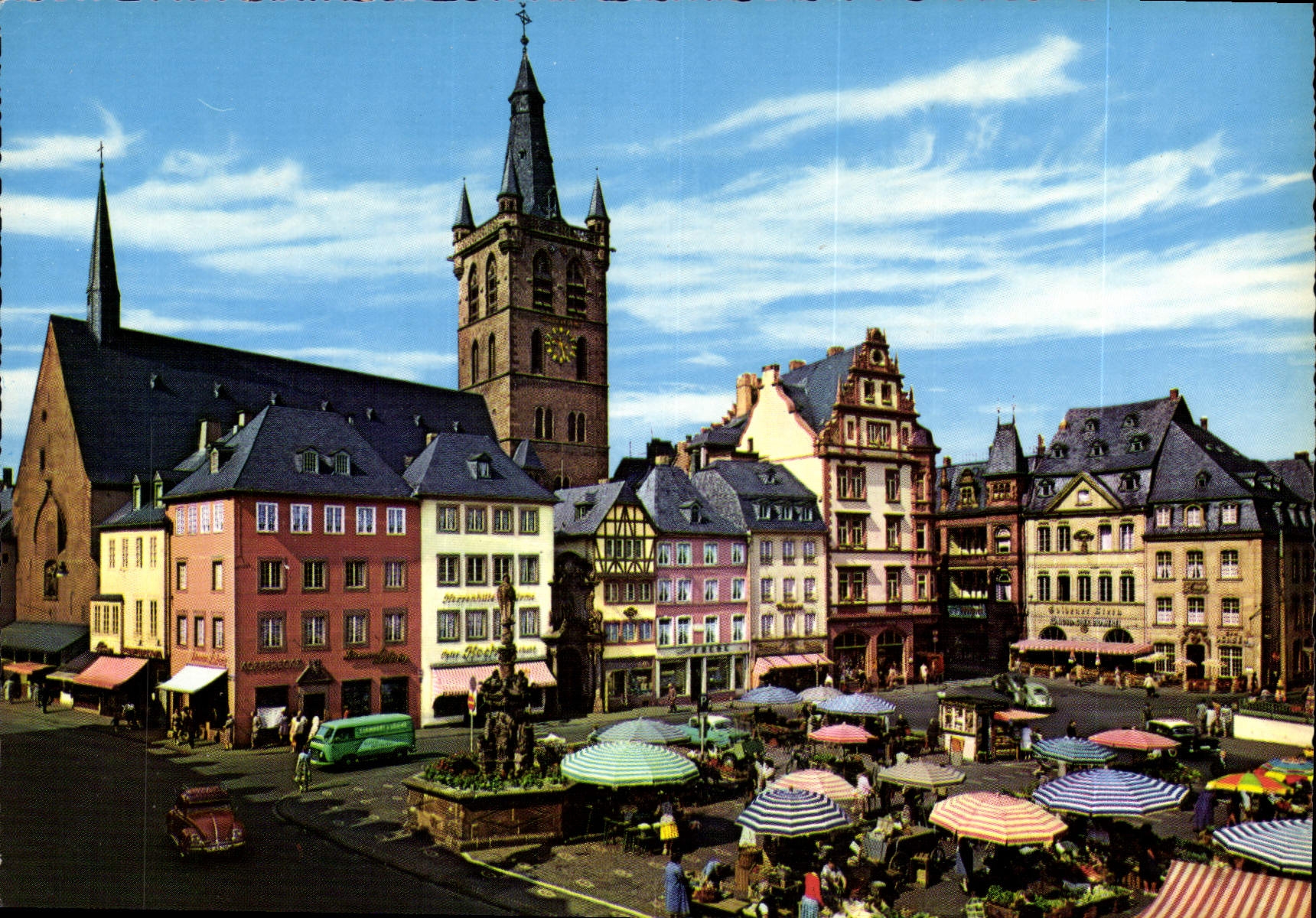 CPM Trier Hauptmarkt mit Petrusbrunnen und St Gangolph