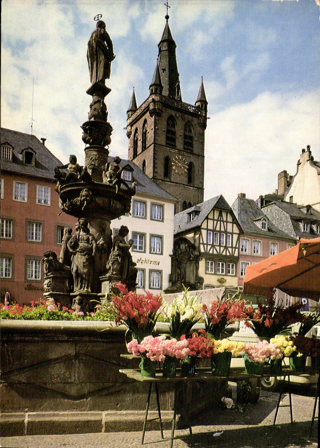 CPM Trier Petrusbrunnen mit St Gangolph 