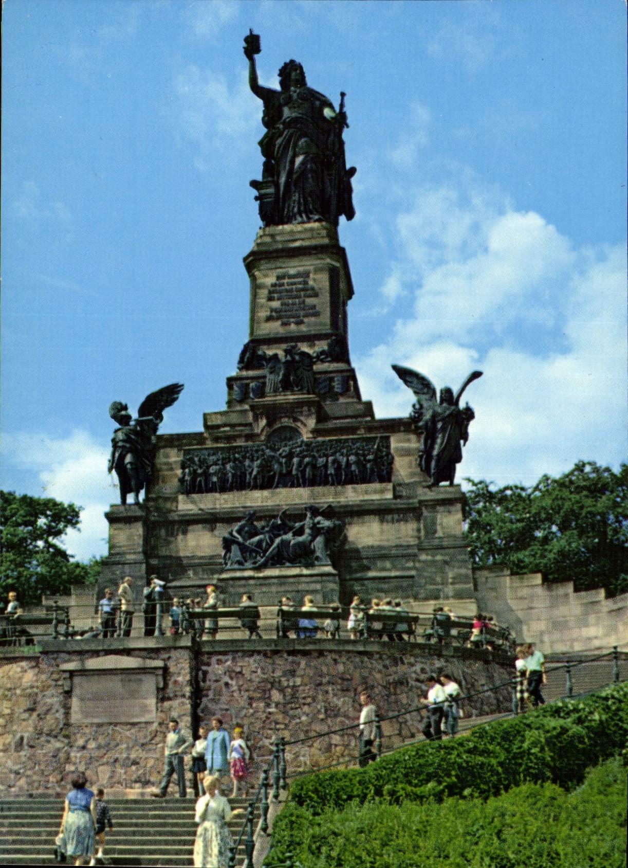CPM Rhein Niederwaiddenkmal 