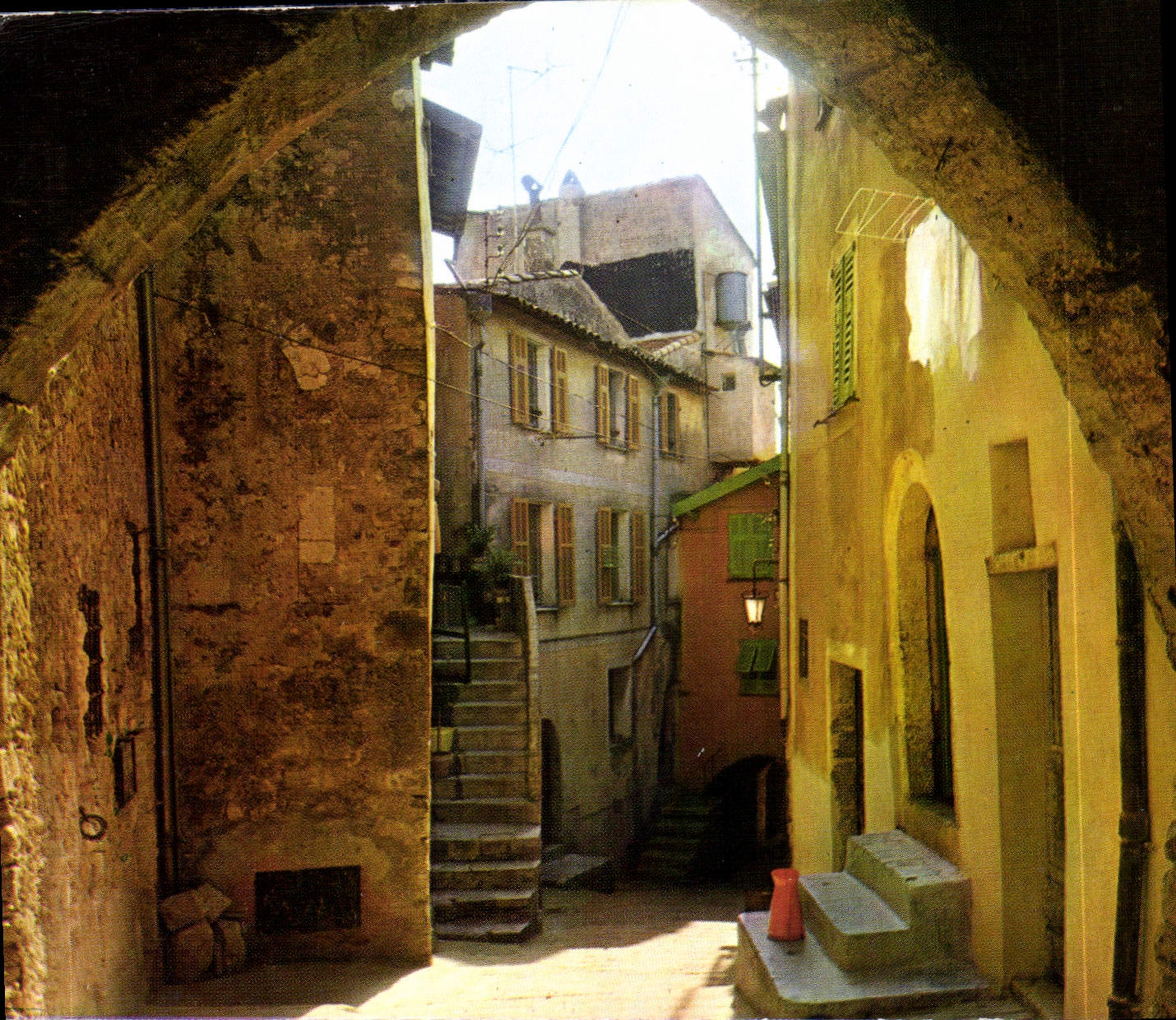 CPM Roquebrune Village AM Rue du Chateau Feodal 