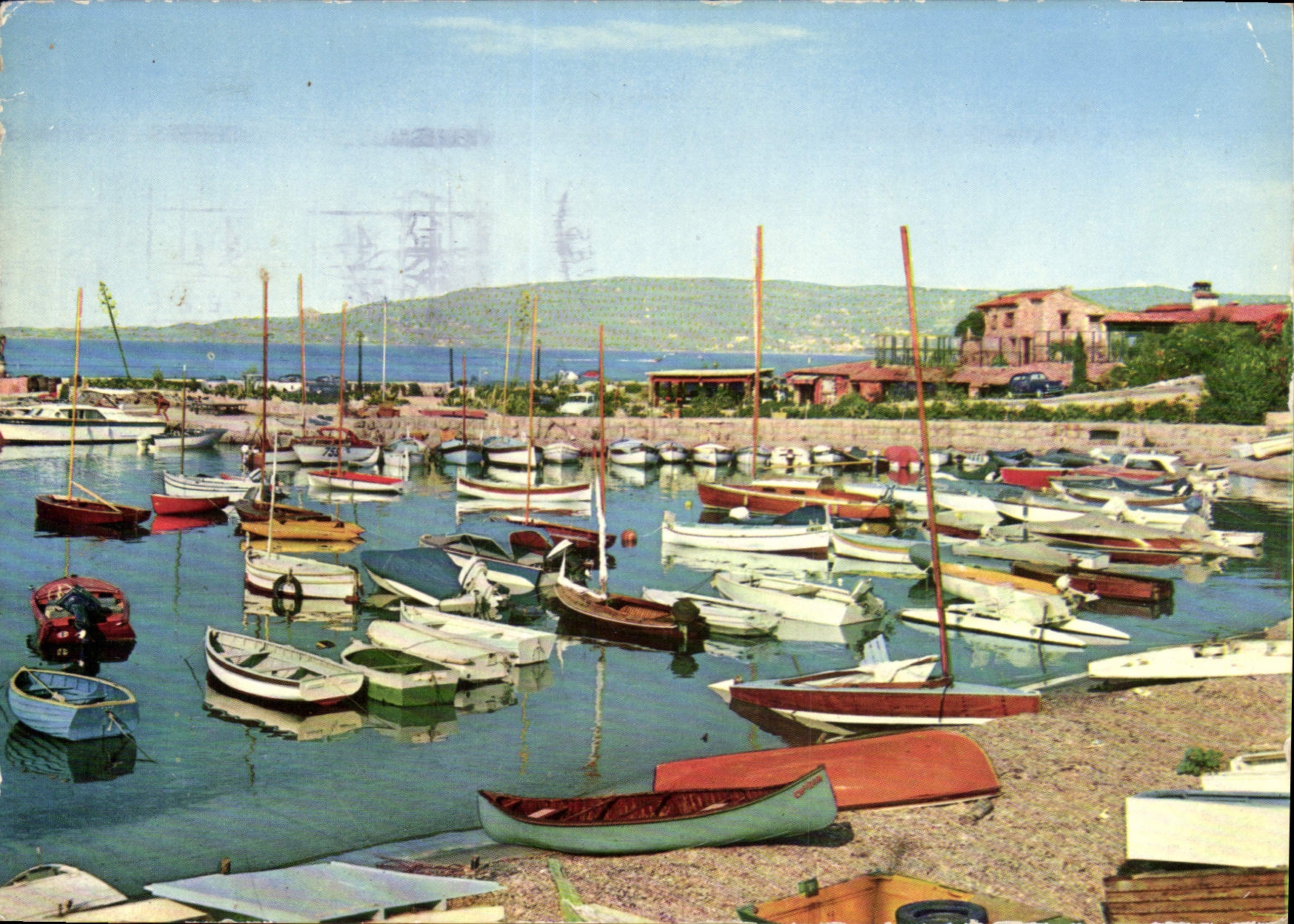 CPM La Cote d'Azur Cap d'Antibes Juan les Pins Bateaux de peche