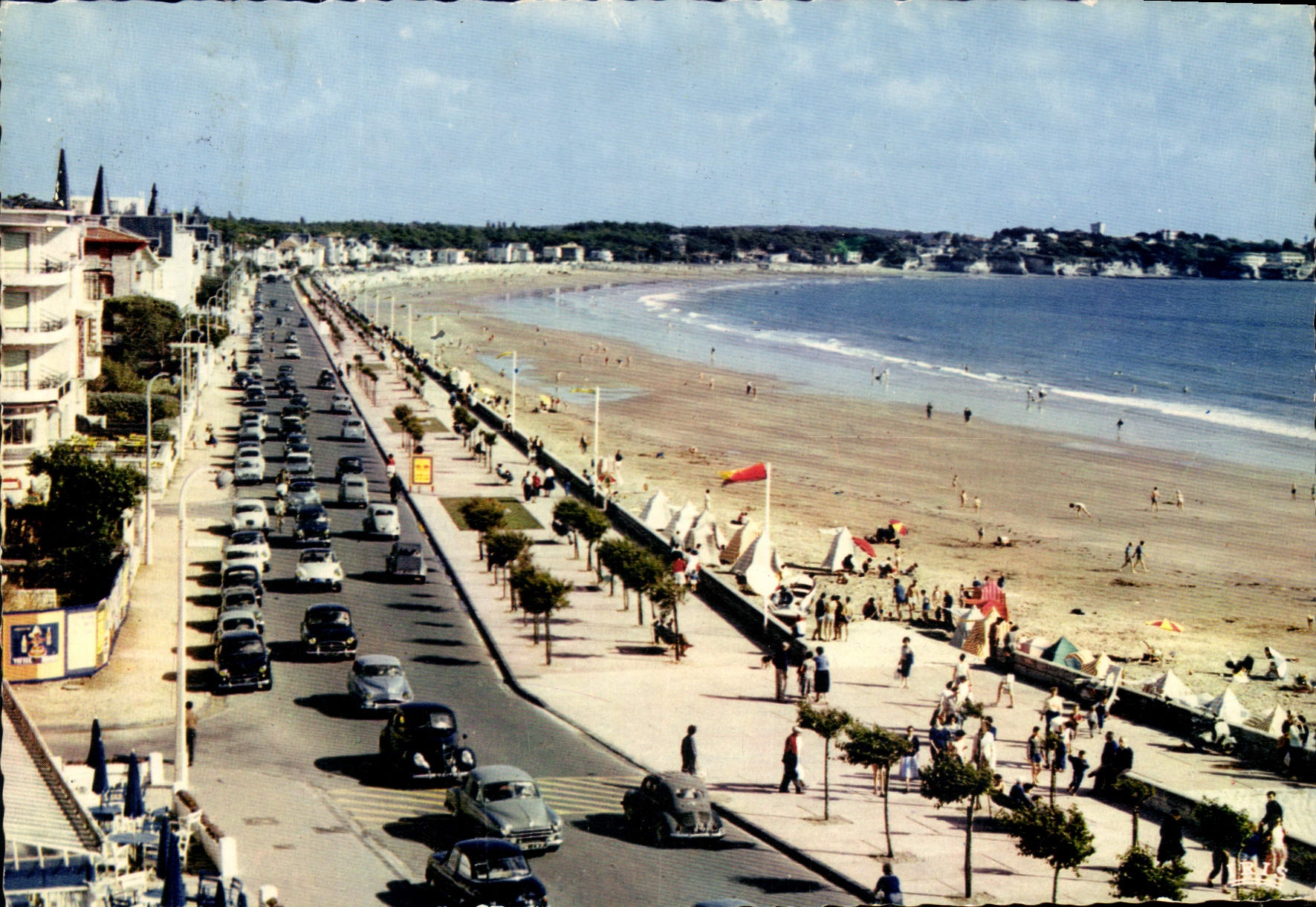CPM Royan Charente Maritime La Plage 