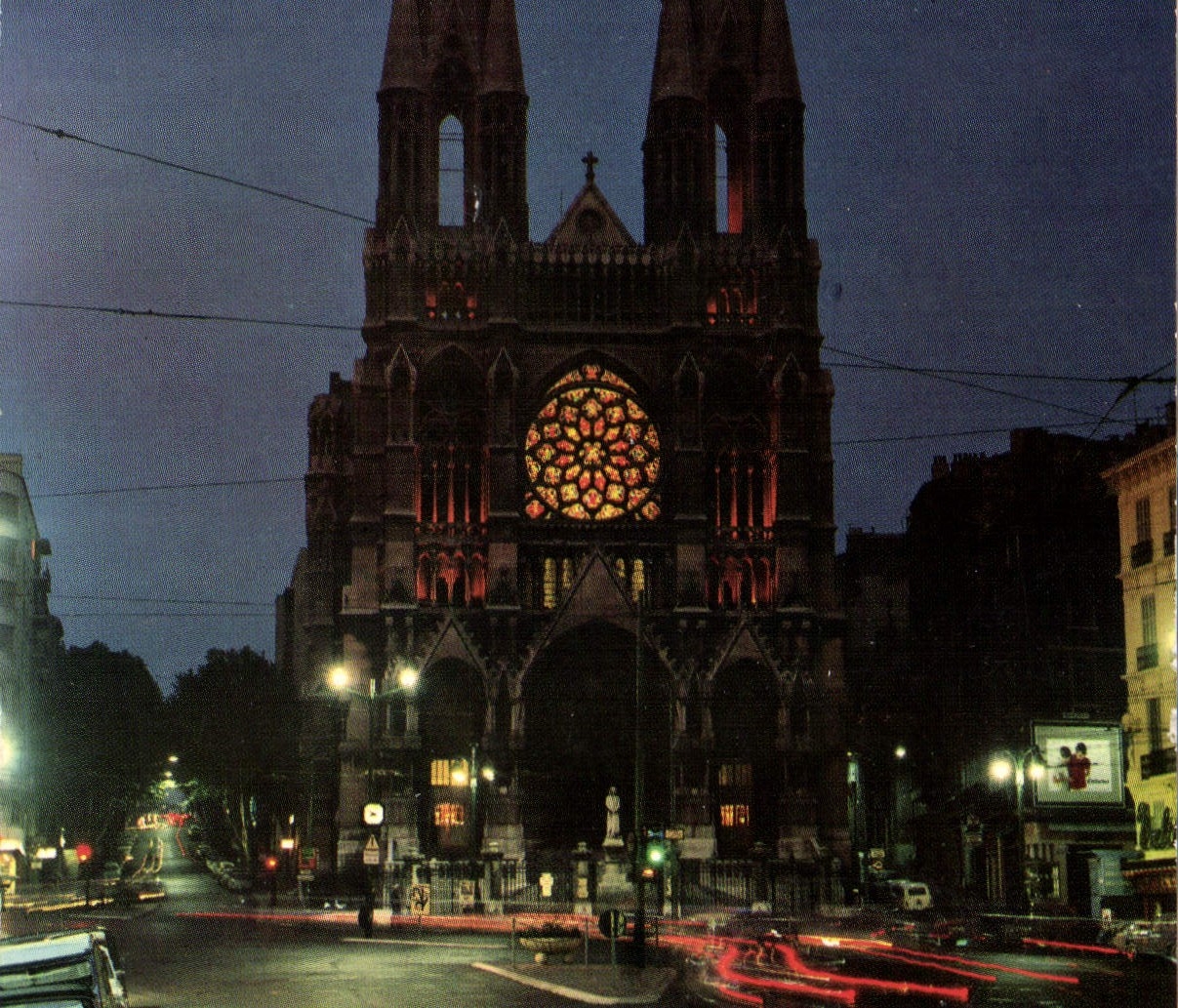CPM Marseille la nuit Eglise St Vincent de Paul 