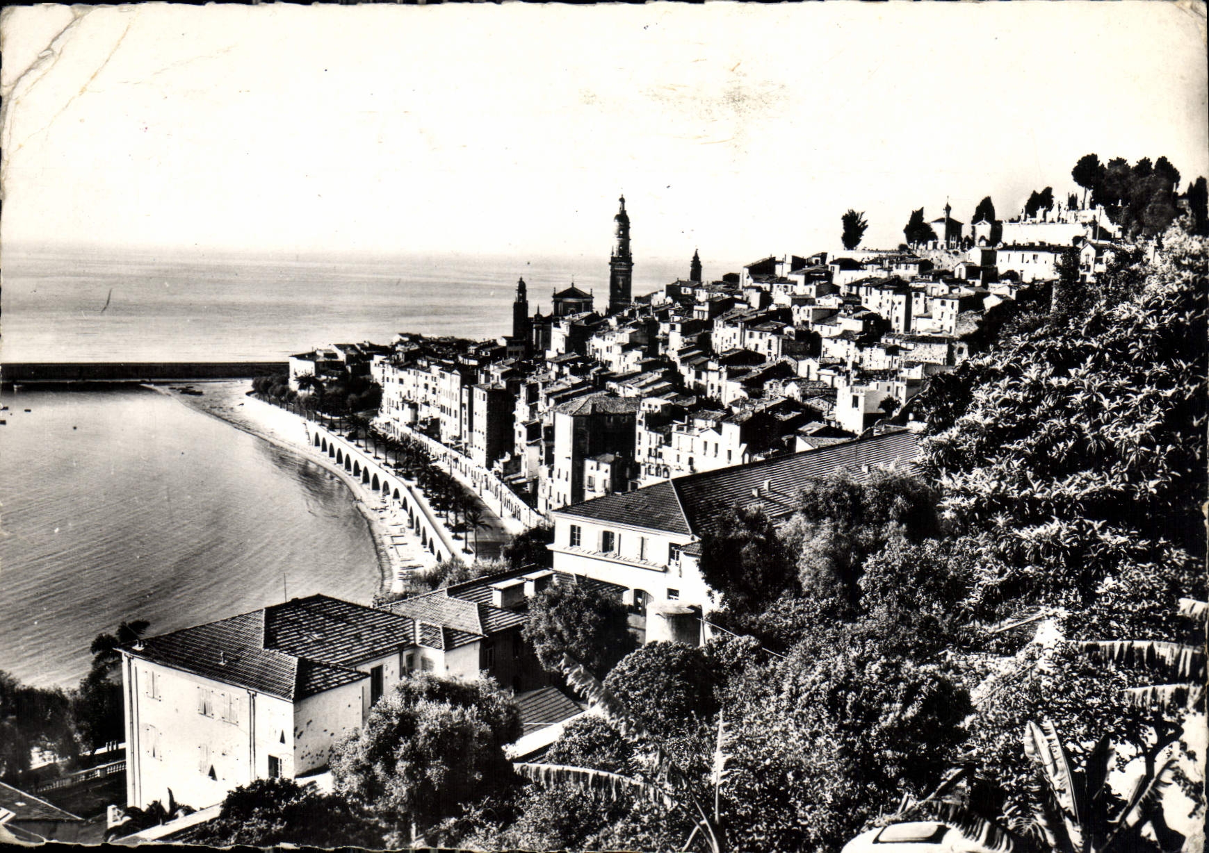 CPM Menton La Vieille Ville vue generale