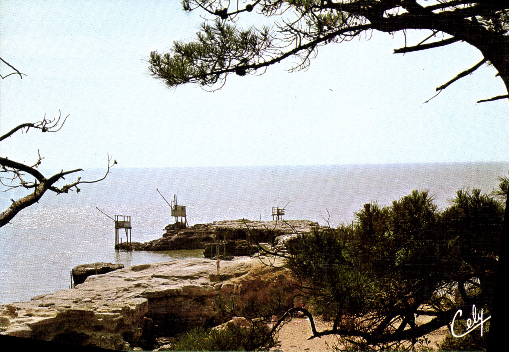 CPM St Palais sur Mer Les Pierrieres