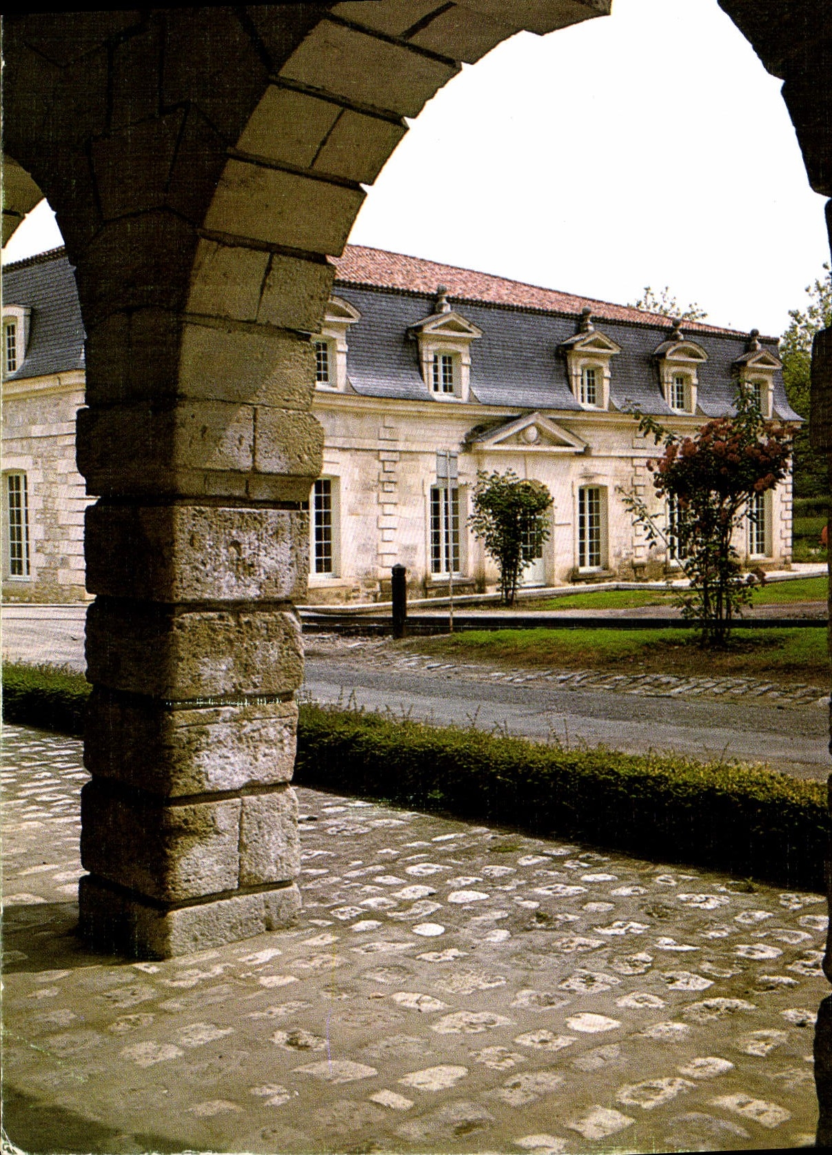 CPM Rochefort Sur Mer L'Ancienne Corderie Royale 