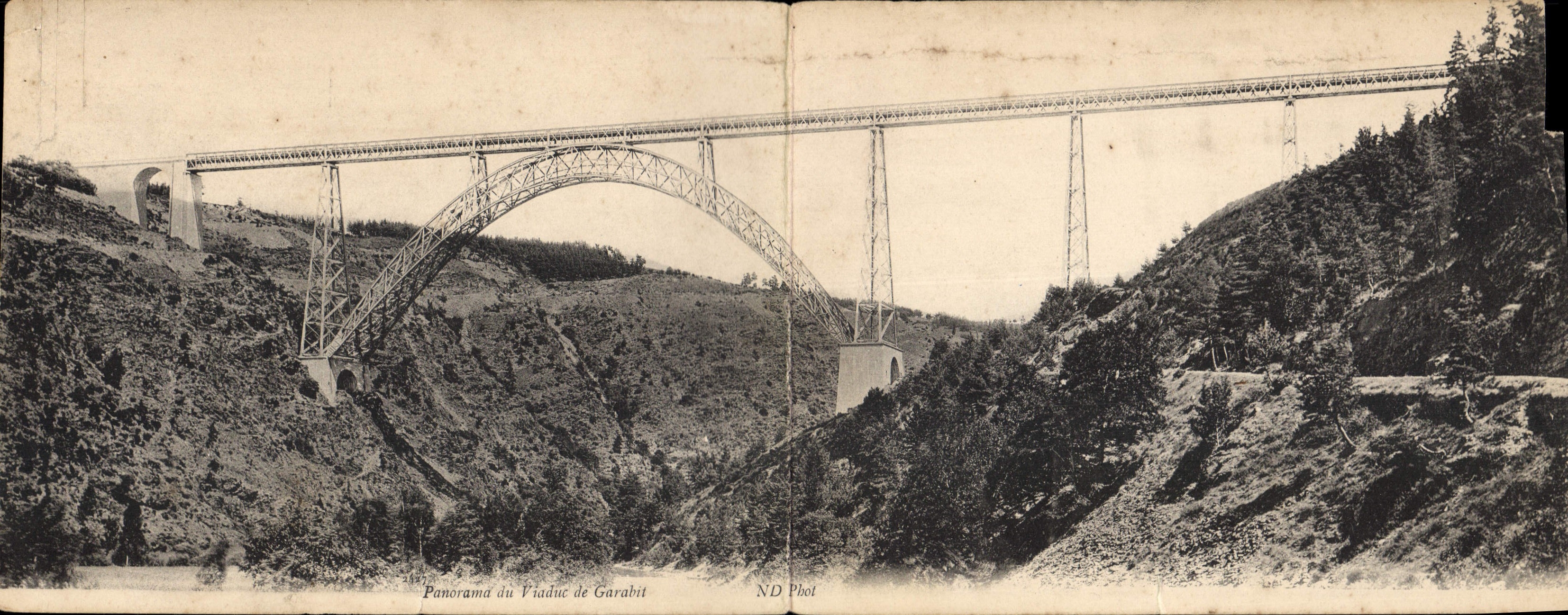 CPA Carte Double Panorama du viaduc de Garabit