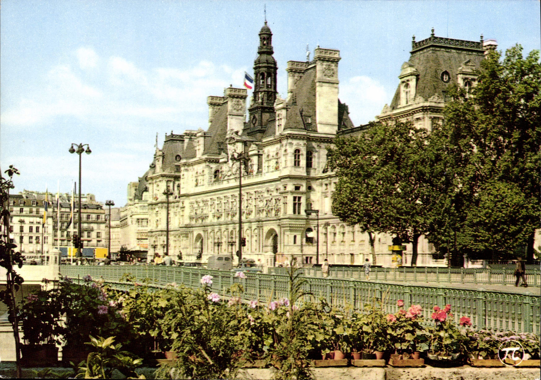 CPM Sous Le Ciel de Paris Le Pont d'Arcole et l'Hotel de Ville 