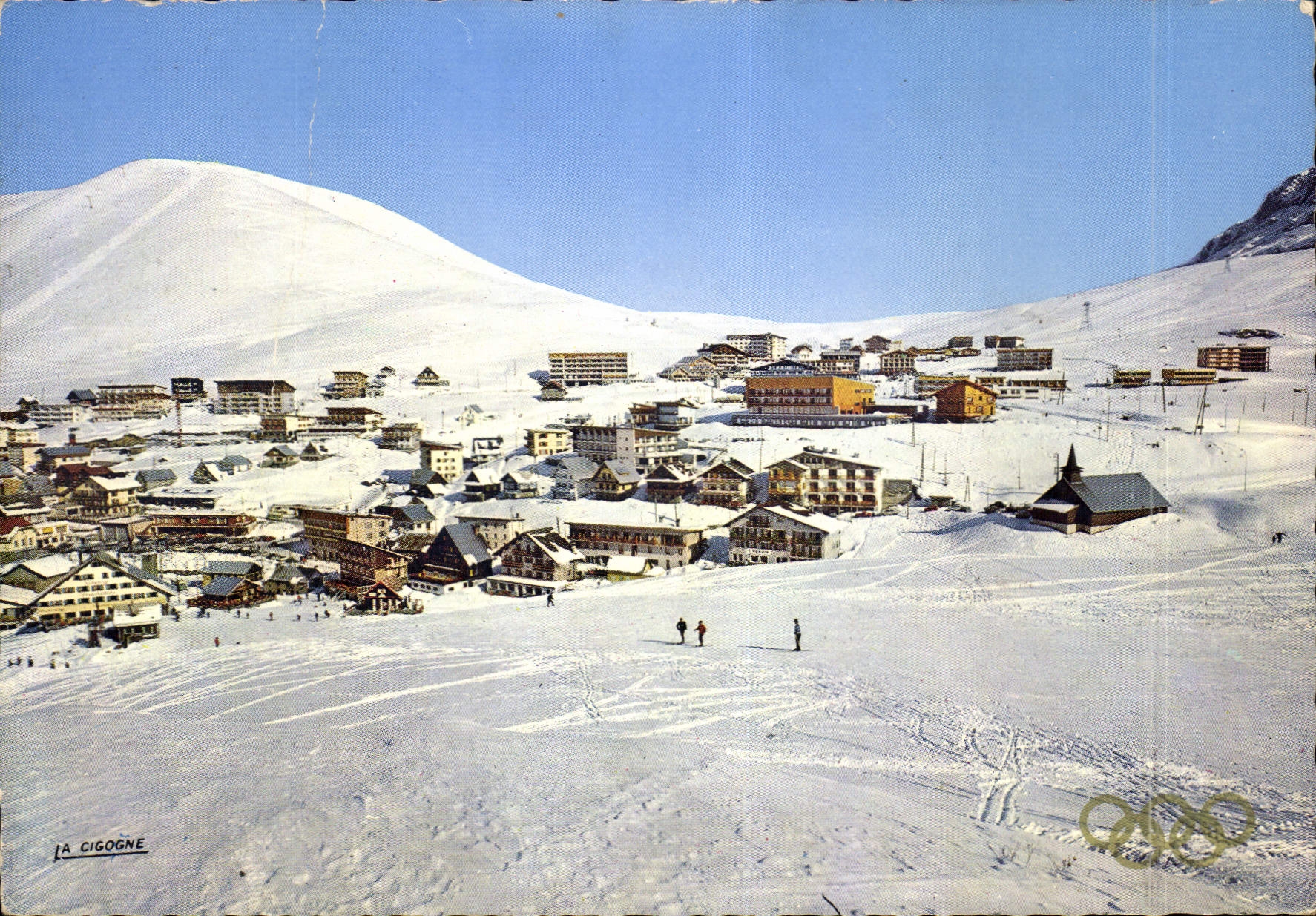 CPM Alpe d'Heuz Vue generale et Notre Dame des Neiges