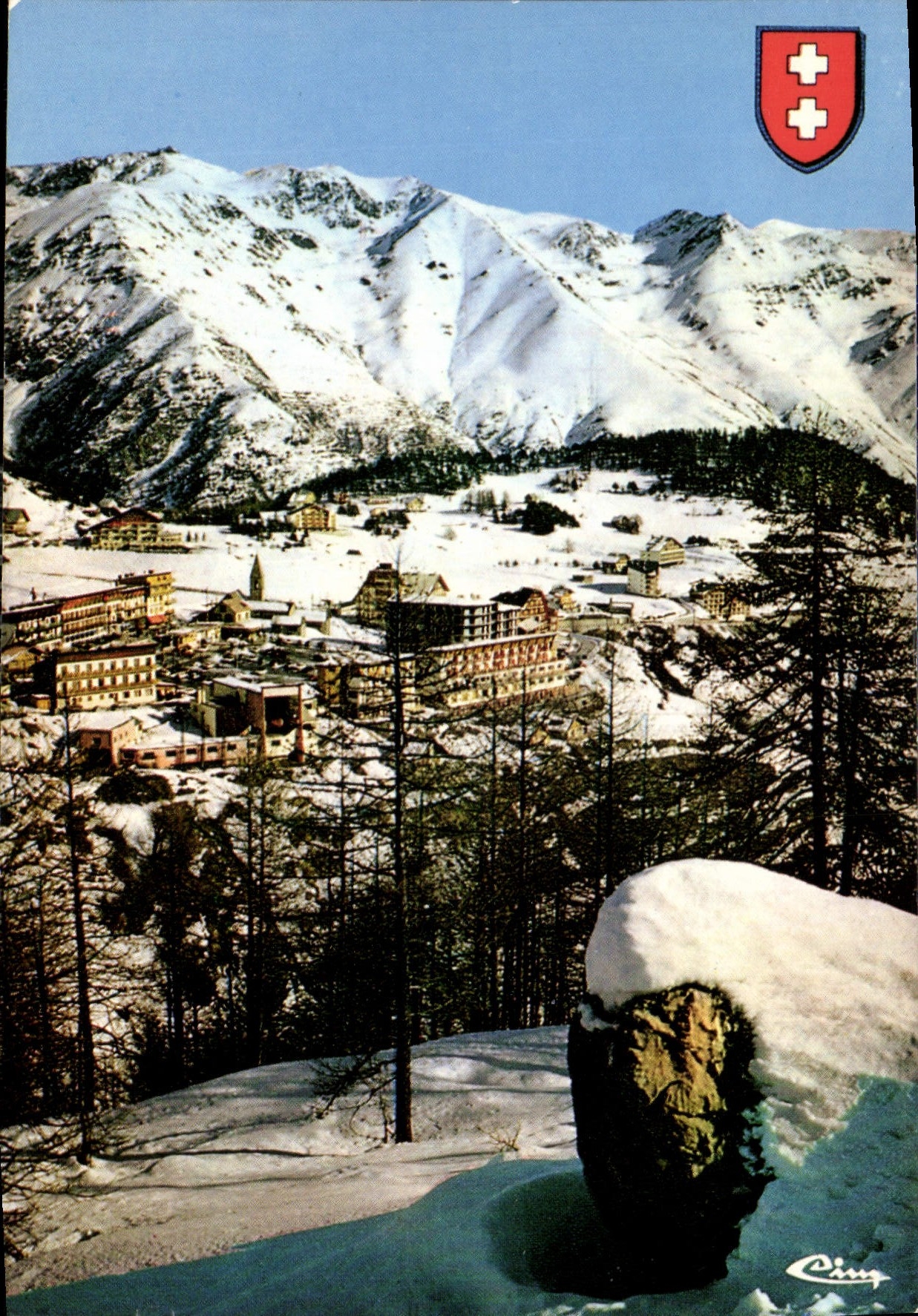 CPM Station Ete Hiver Auron Alpes Maritimes vue Pittoresque sur le centre de la station 