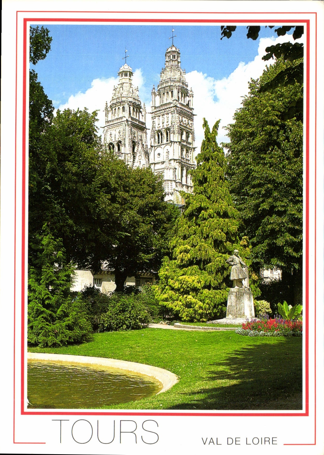CPM En Touraine Tours Indre et Loire la Cathedrale Saint Gatien 