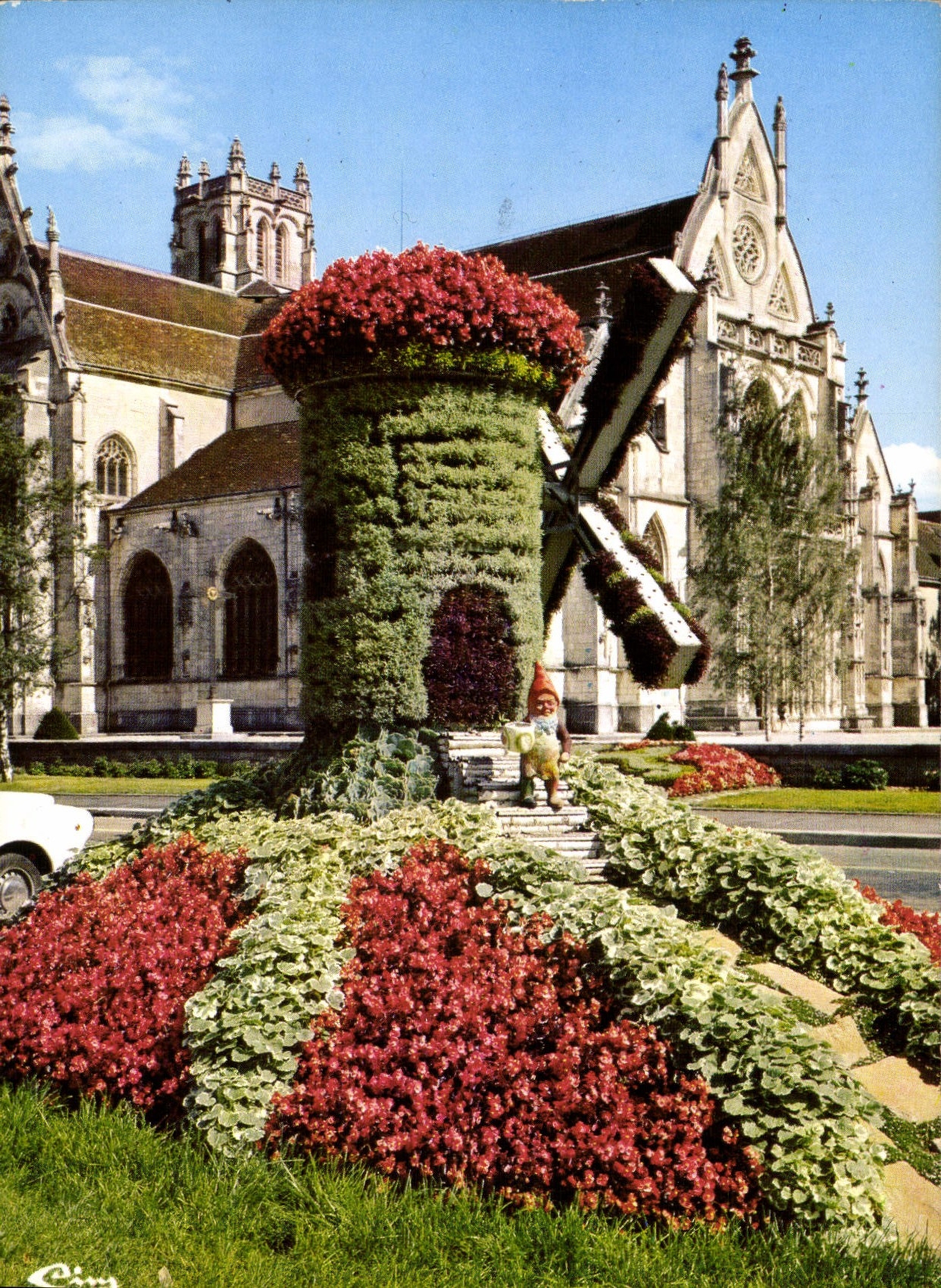 CPM Bourg en Bresse Ain le Moulin fleuri et l'eglise de Brou