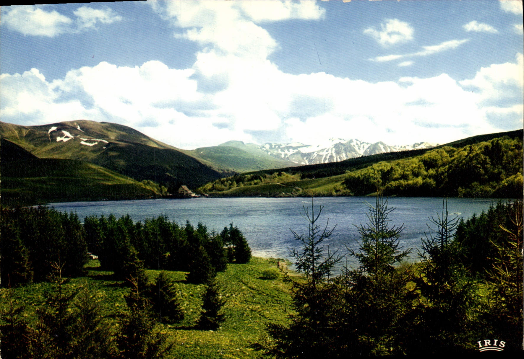 CPM Auvergne Lac de Guery et la chaine du Sancy