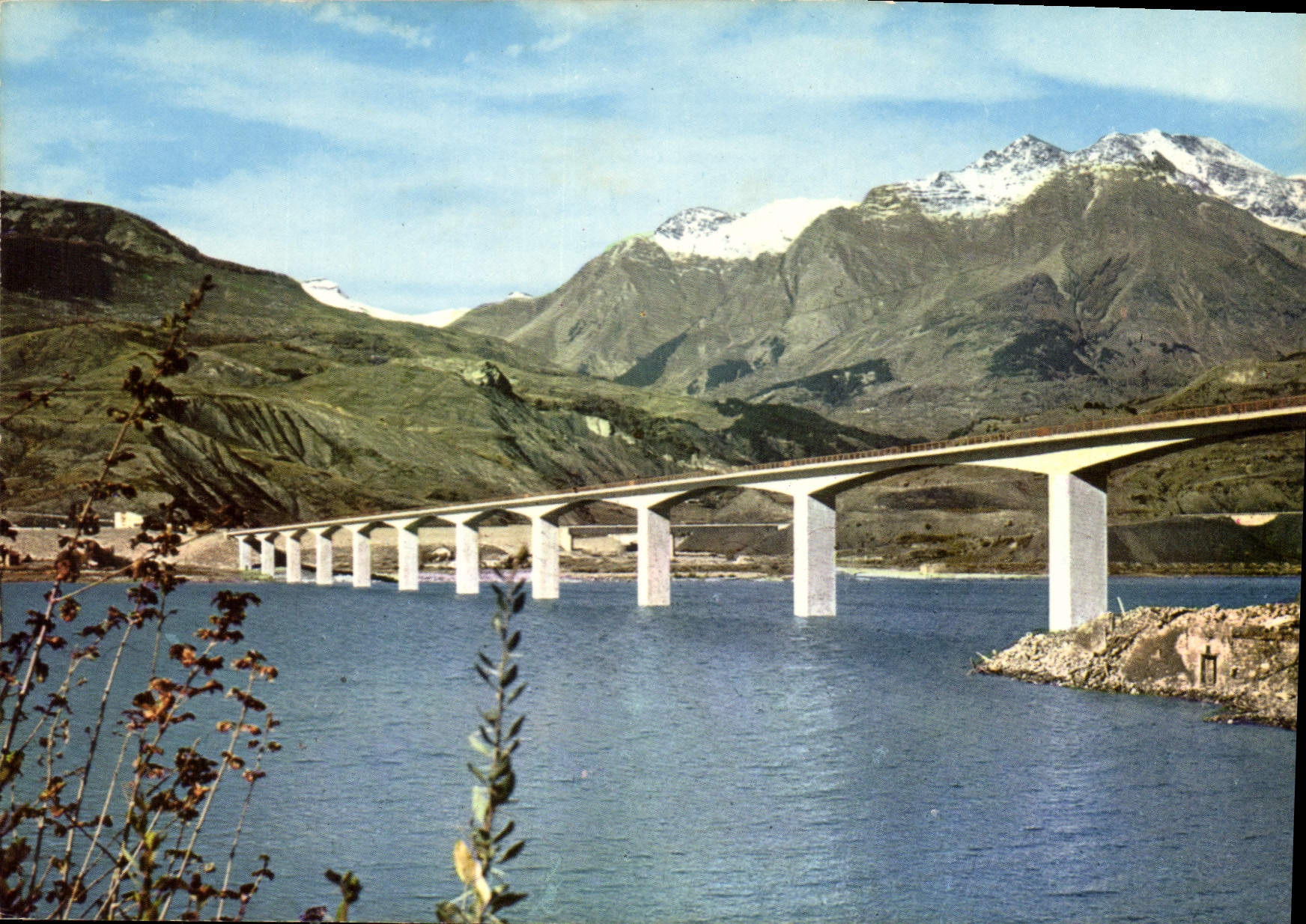 CPM Les Alpes Le Lac de Serre Poncon le Pont de Savines