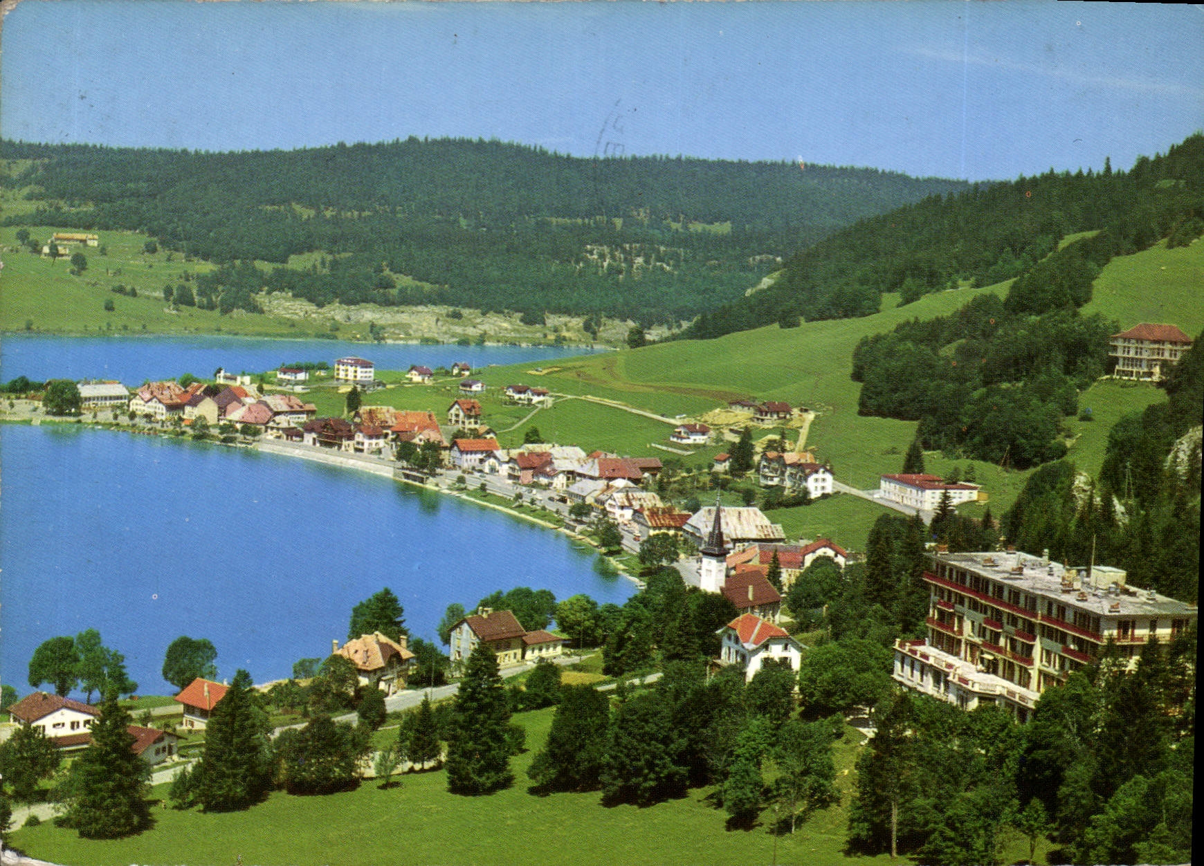 CPM Lumiere et couleurs sur le Lac de Joux le Pont