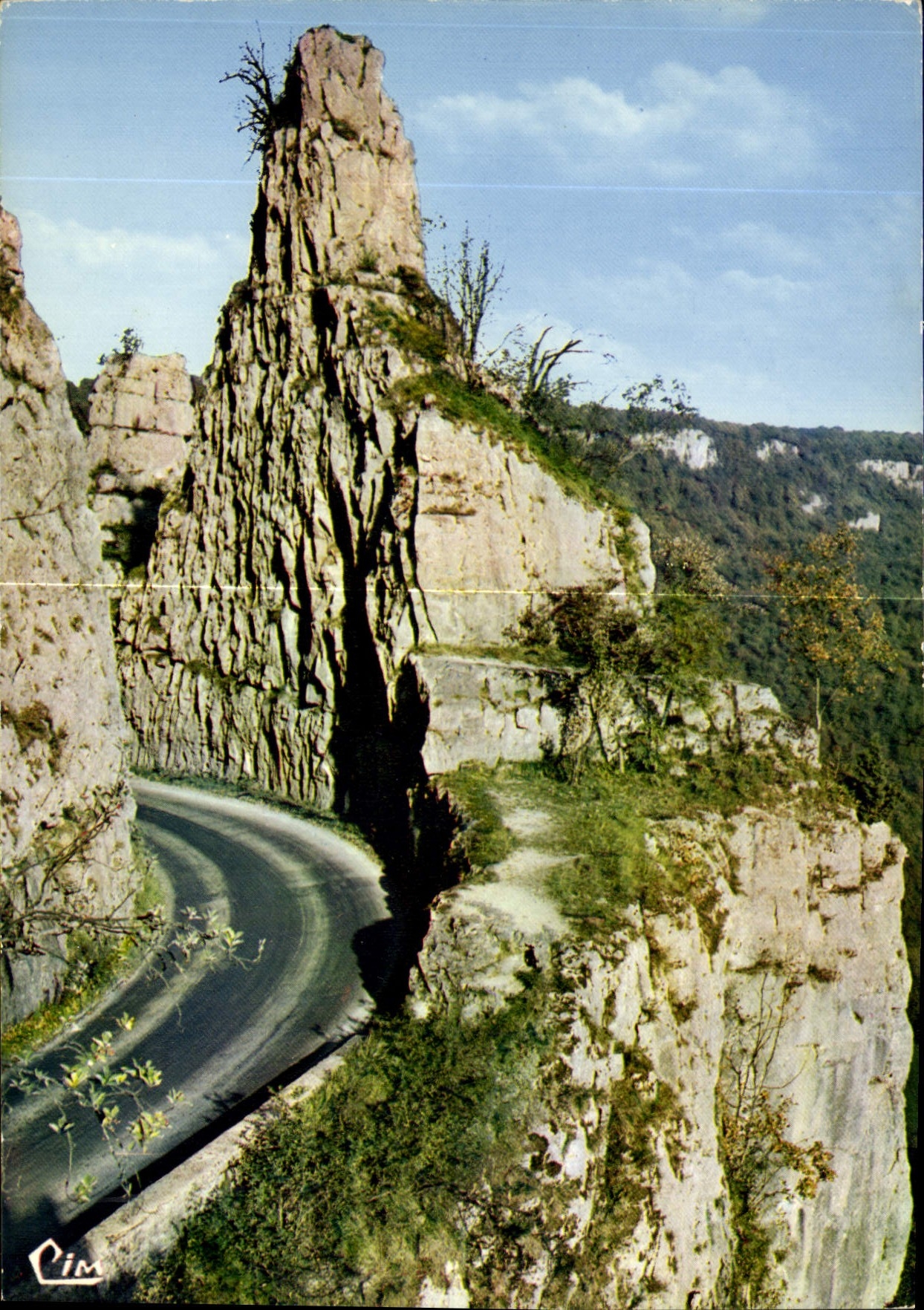 CPM Les Beaux Sites de France Franche comte les Rochers de Pierre Encize pres du Belvedere du Fer a 