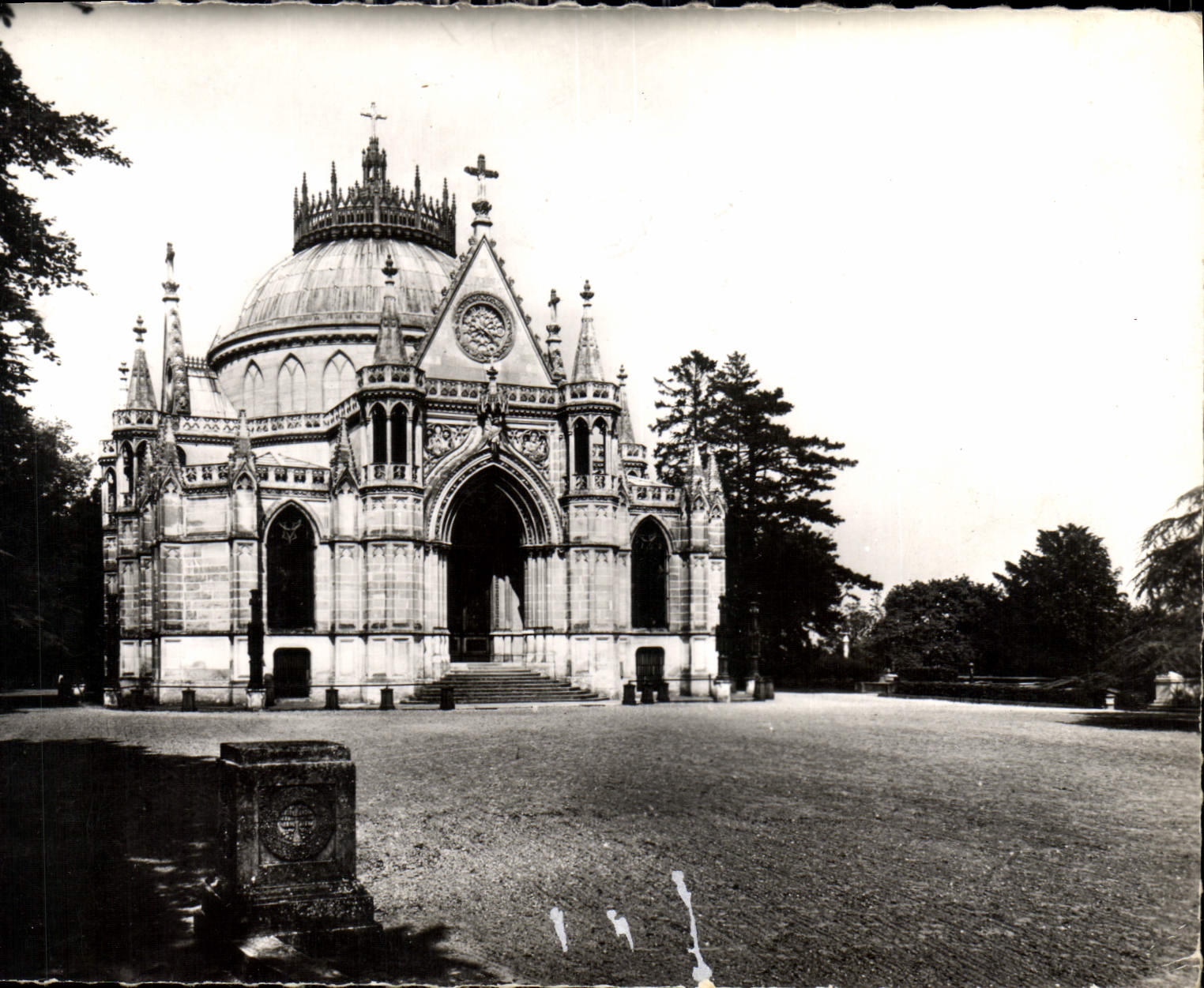 CPM Chapelle Royale de Dreux 