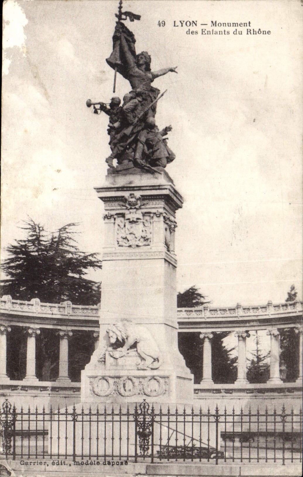CPA Lyon Monument des Enfants du Rhone 