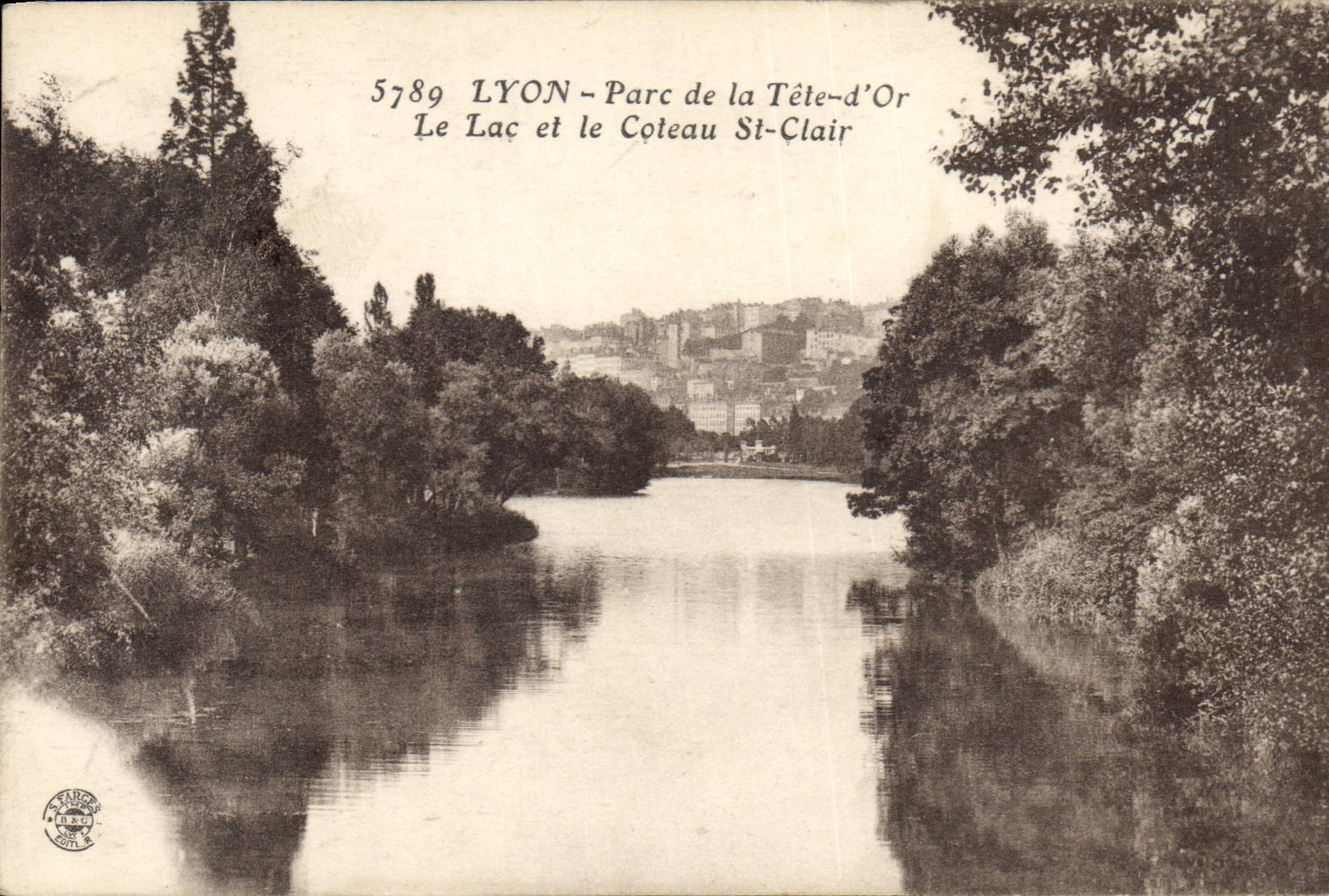 CPA Lyon Parc de la Tete d'Or le Lac et le Coteau St Clair 